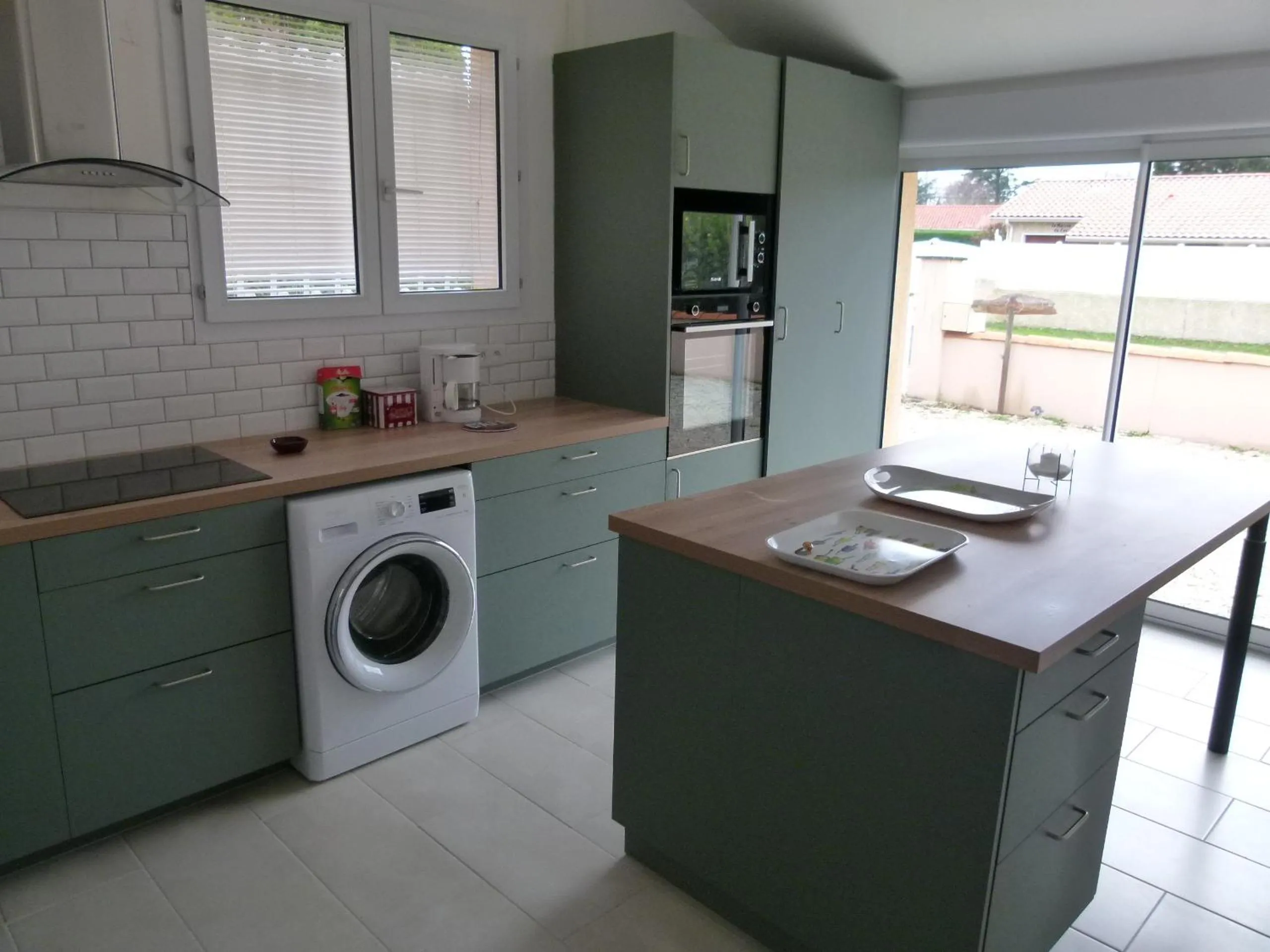 Kitchen or kitchenette in Les Calicots Sanguinet