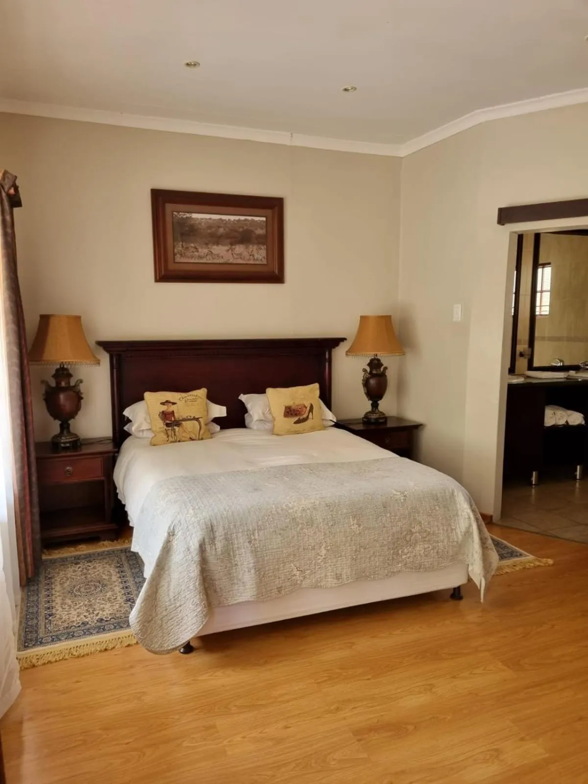 Bed in Kwela Bed & Breakfast