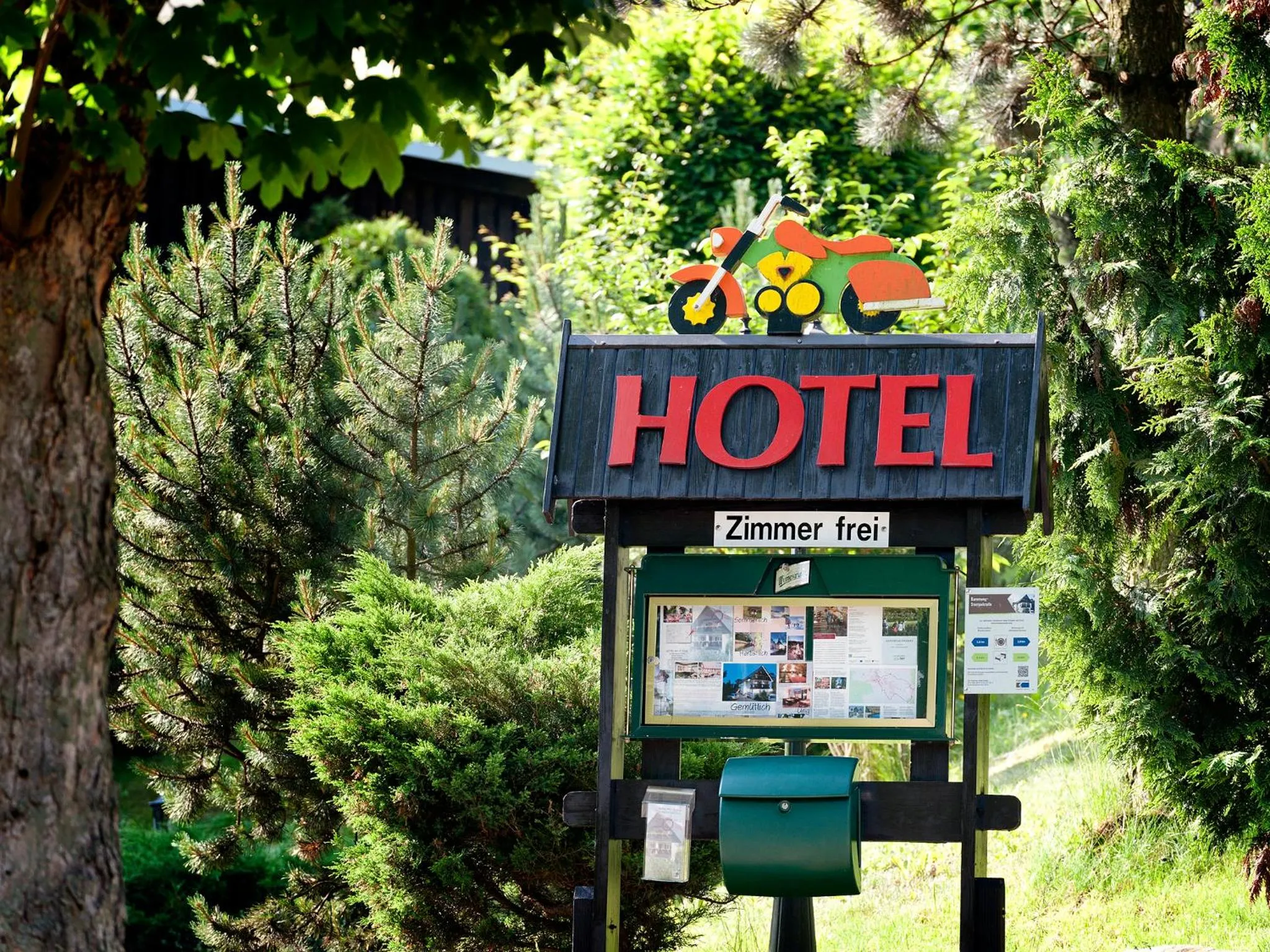 Property building in Hotel Sonne