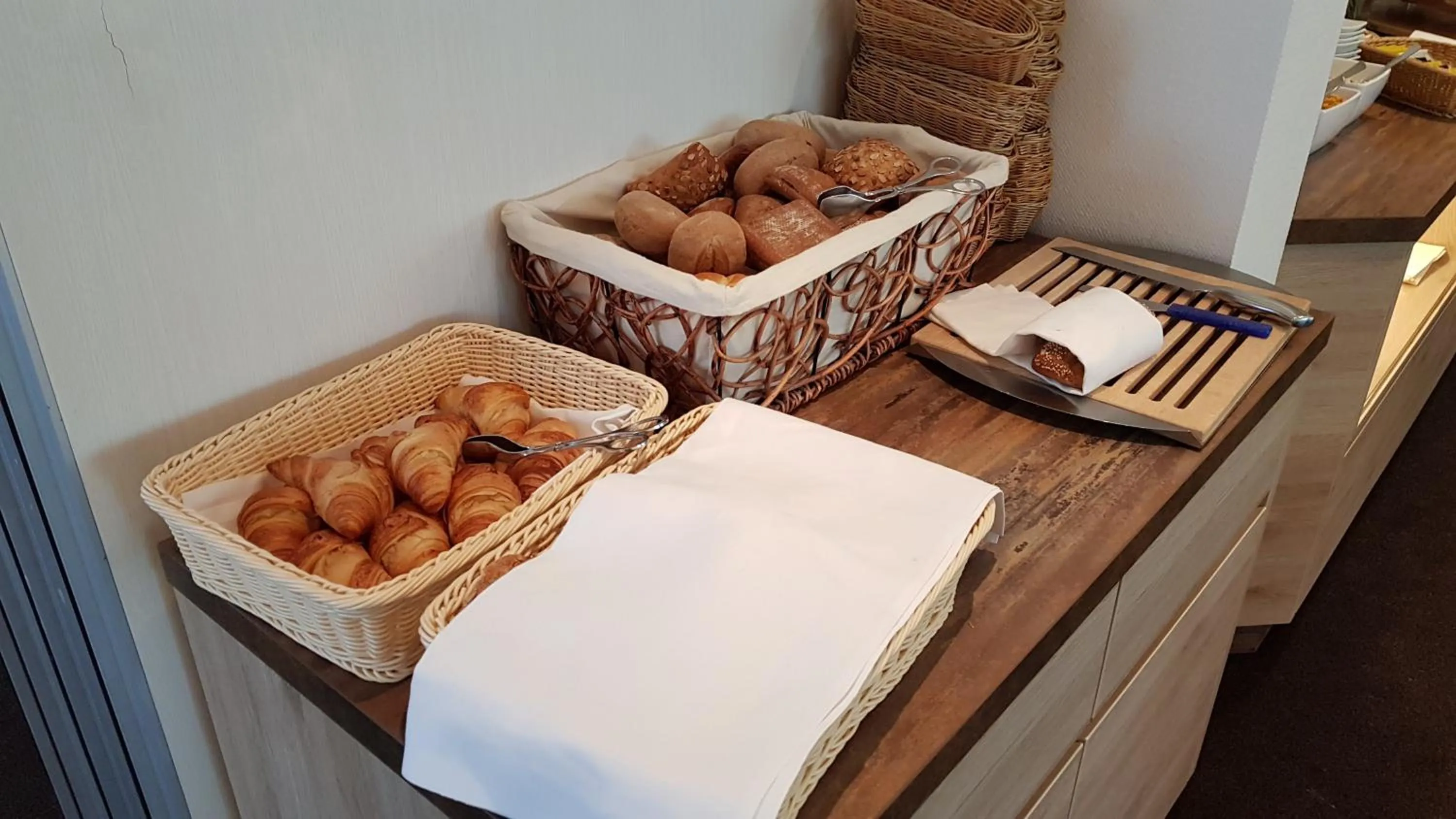 Buffet breakfast in Spreewaldhotel Stephanshof