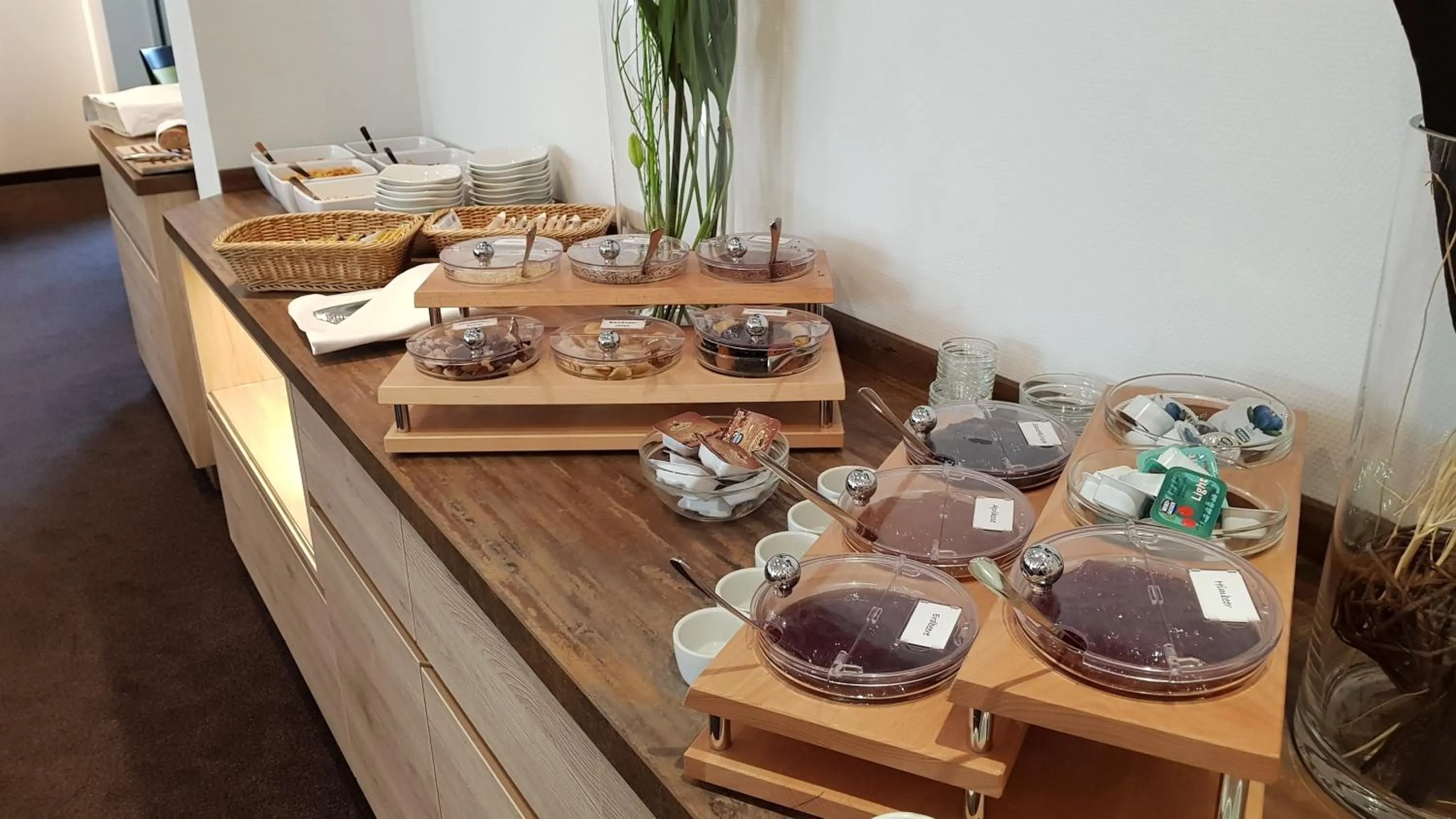 Buffet breakfast in Spreewaldhotel Stephanshof