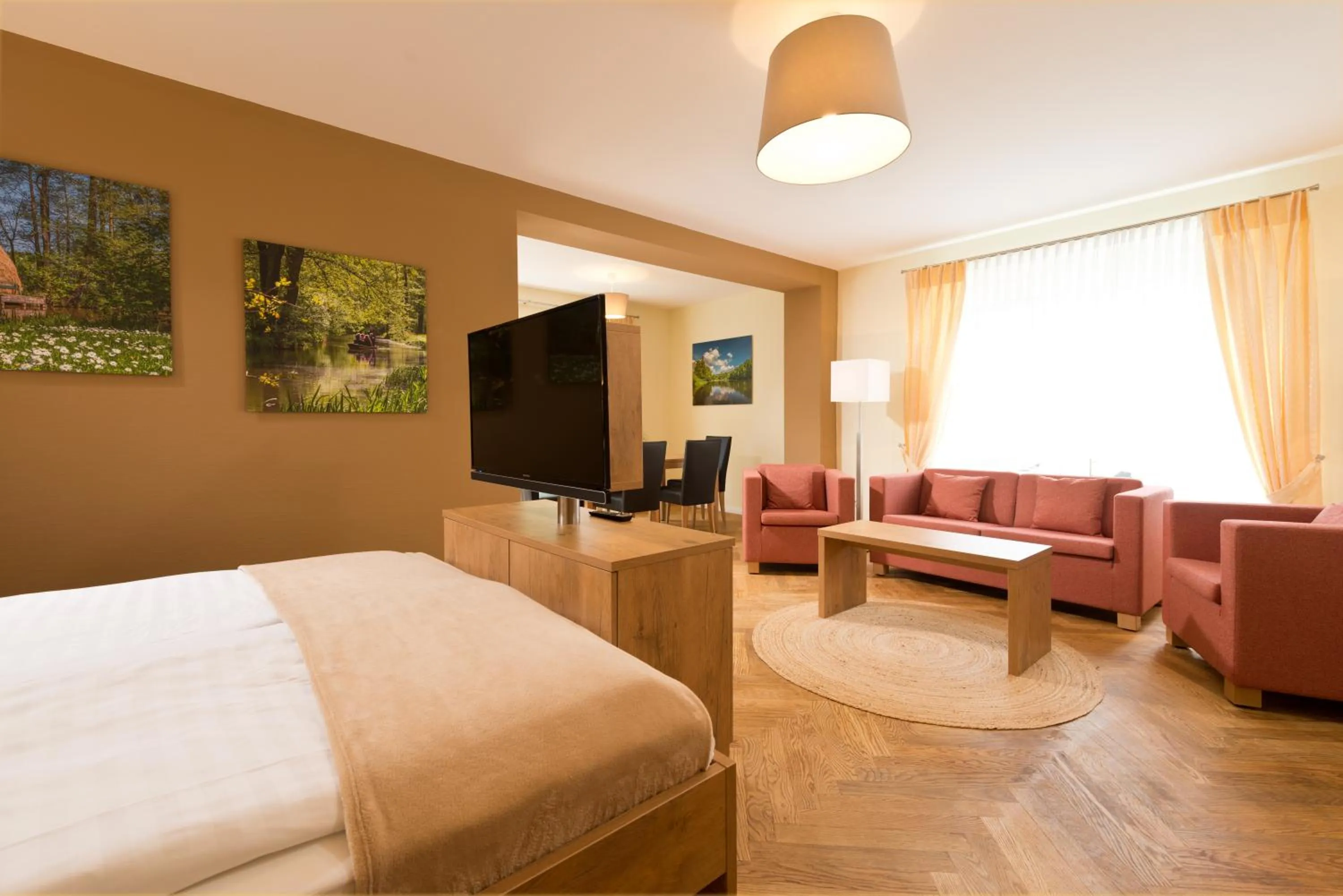 Living room, Bed in Spreewaldhotel Stephanshof