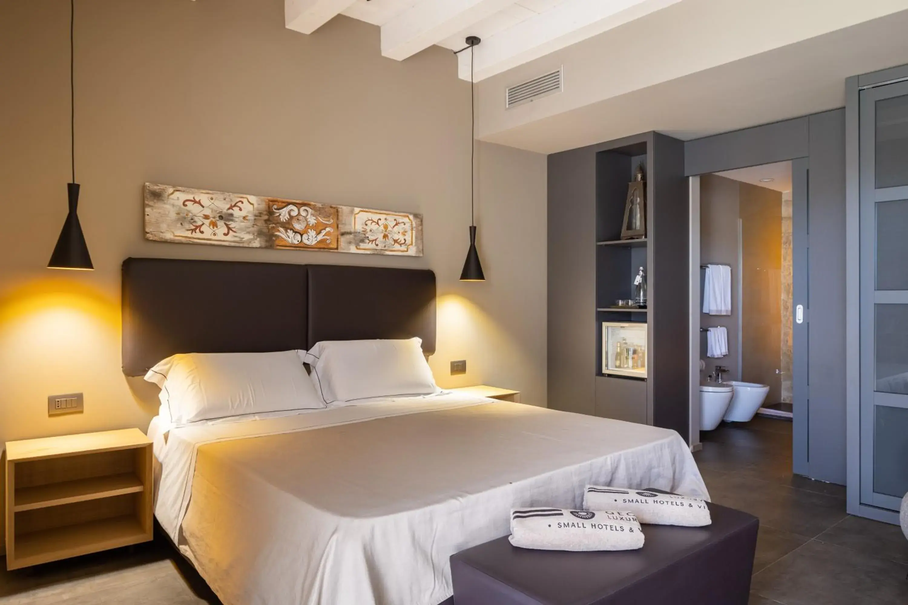 Deluxe Double Room with Balcony in Pietra d'Acqua Resort & Spa by Geocharme Deluxe Double Room with Balcony in Pietra d'Acqua Resort & Spa by Geocharme
