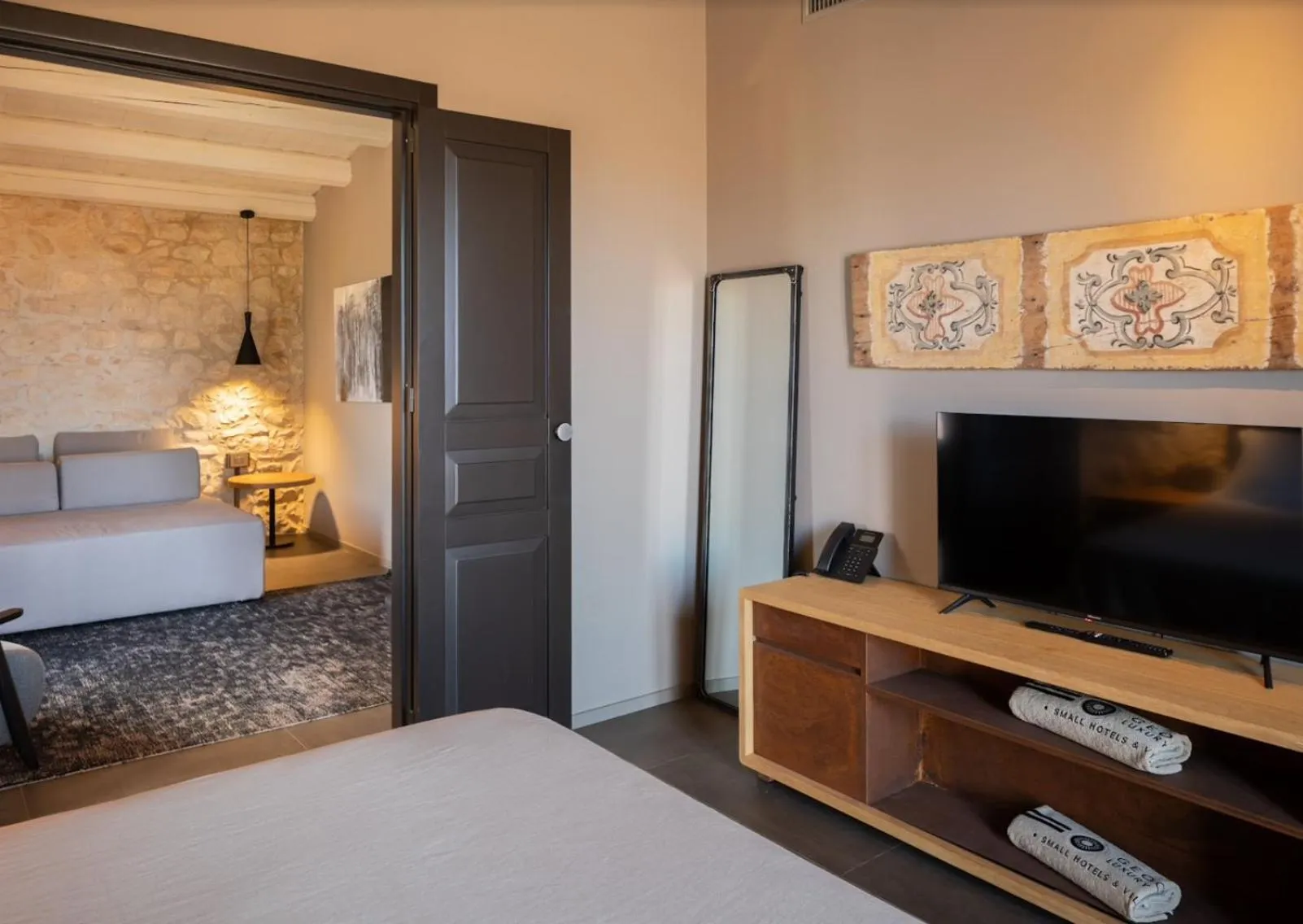 Photo of the whole room, Bed in Pietra d'Acqua Resort & Spa by Geocharme