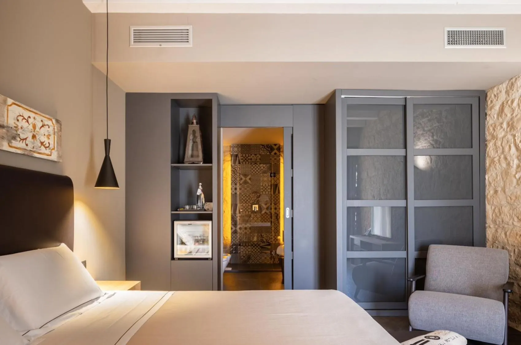 Bedroom, Bed in Pietra d'Acqua Resort & Spa by Geocharme