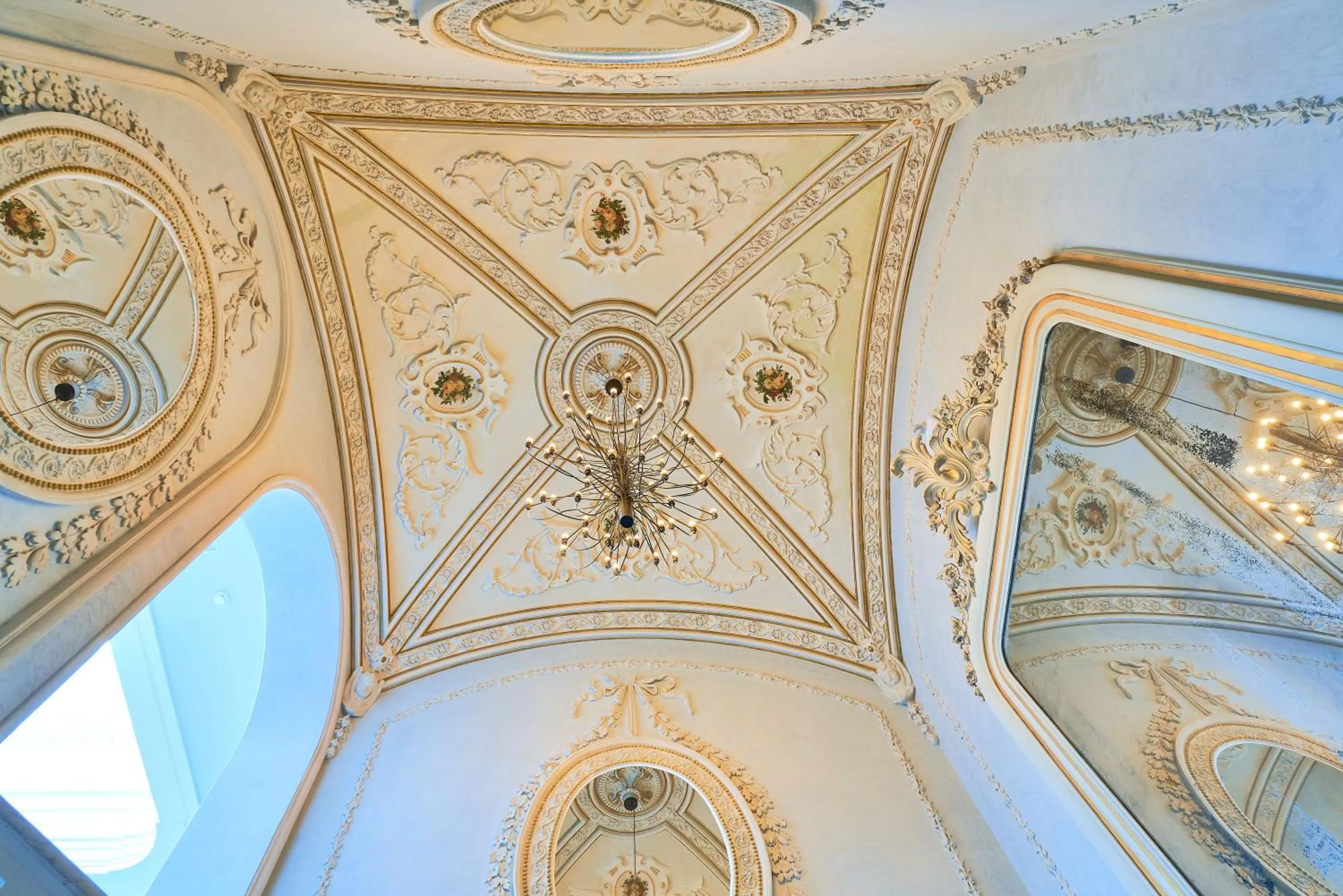 Property building in Tandem Palacio Veedor de Galeras Suites