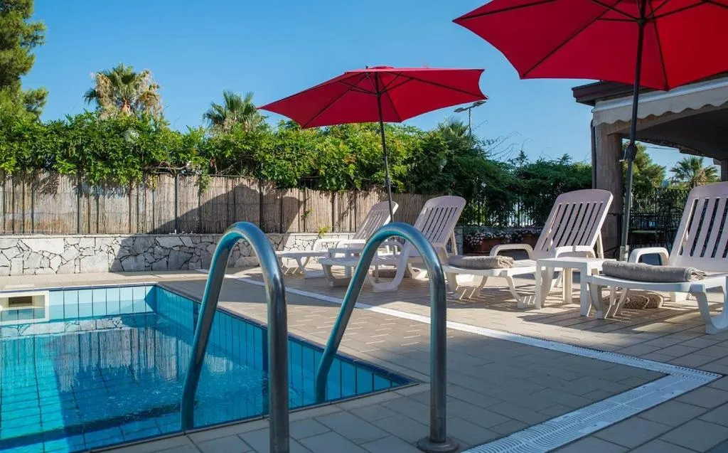 Swimming pool in Taormina Hotel Calipso