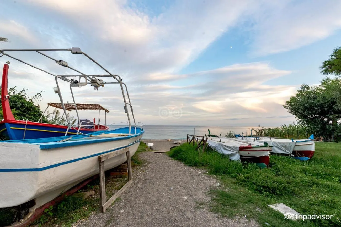 Property building in Taormina Hotel Calipso