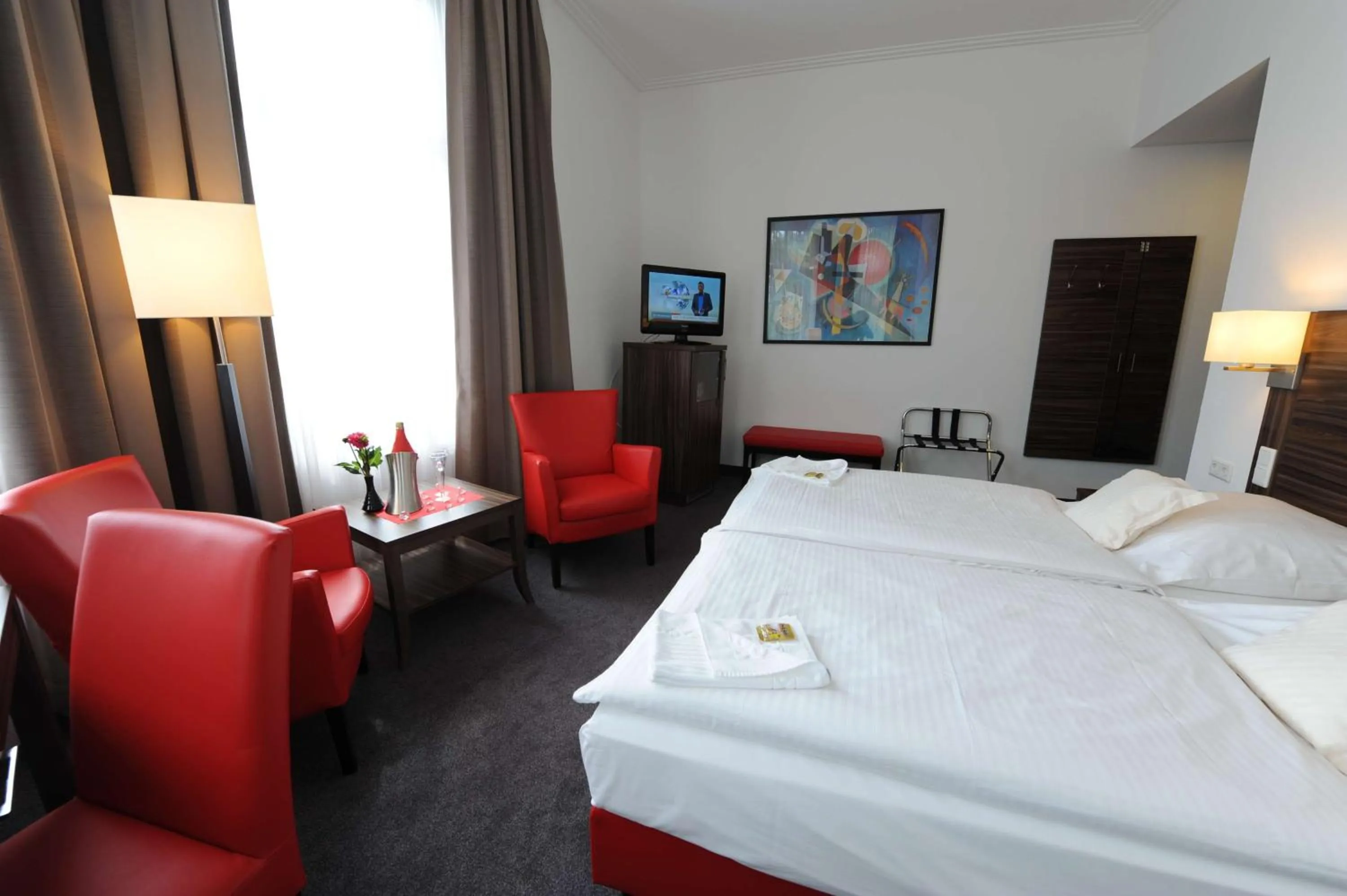 Bedroom, Bed in Best Western Hotel Kaiserhof