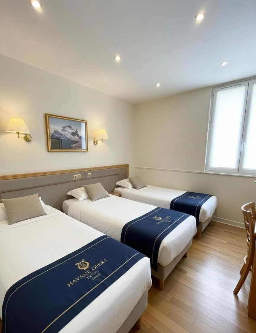 Bed in Hotel Havane Opera