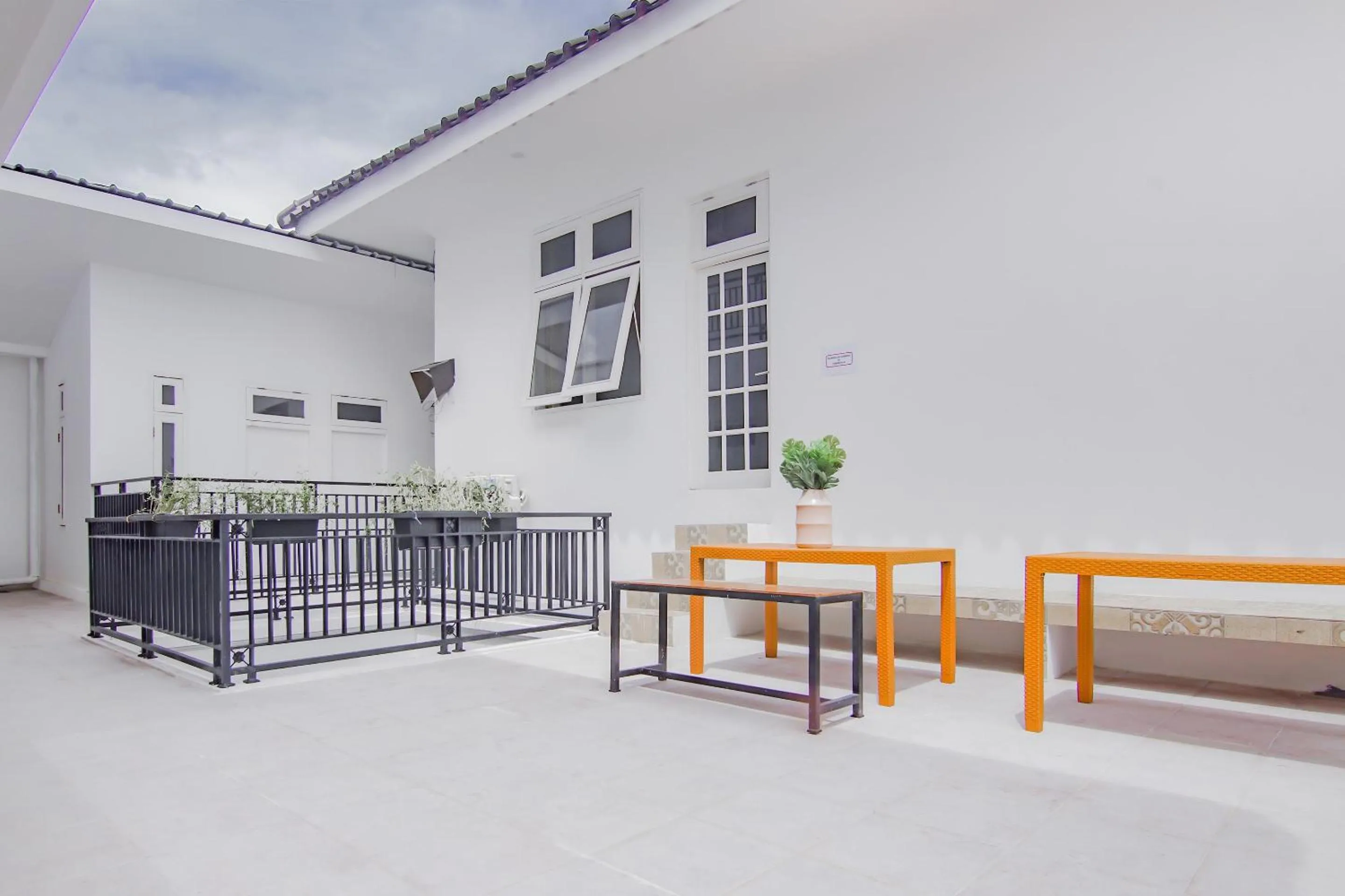 Other in Capital O 90342 Kemang Garden