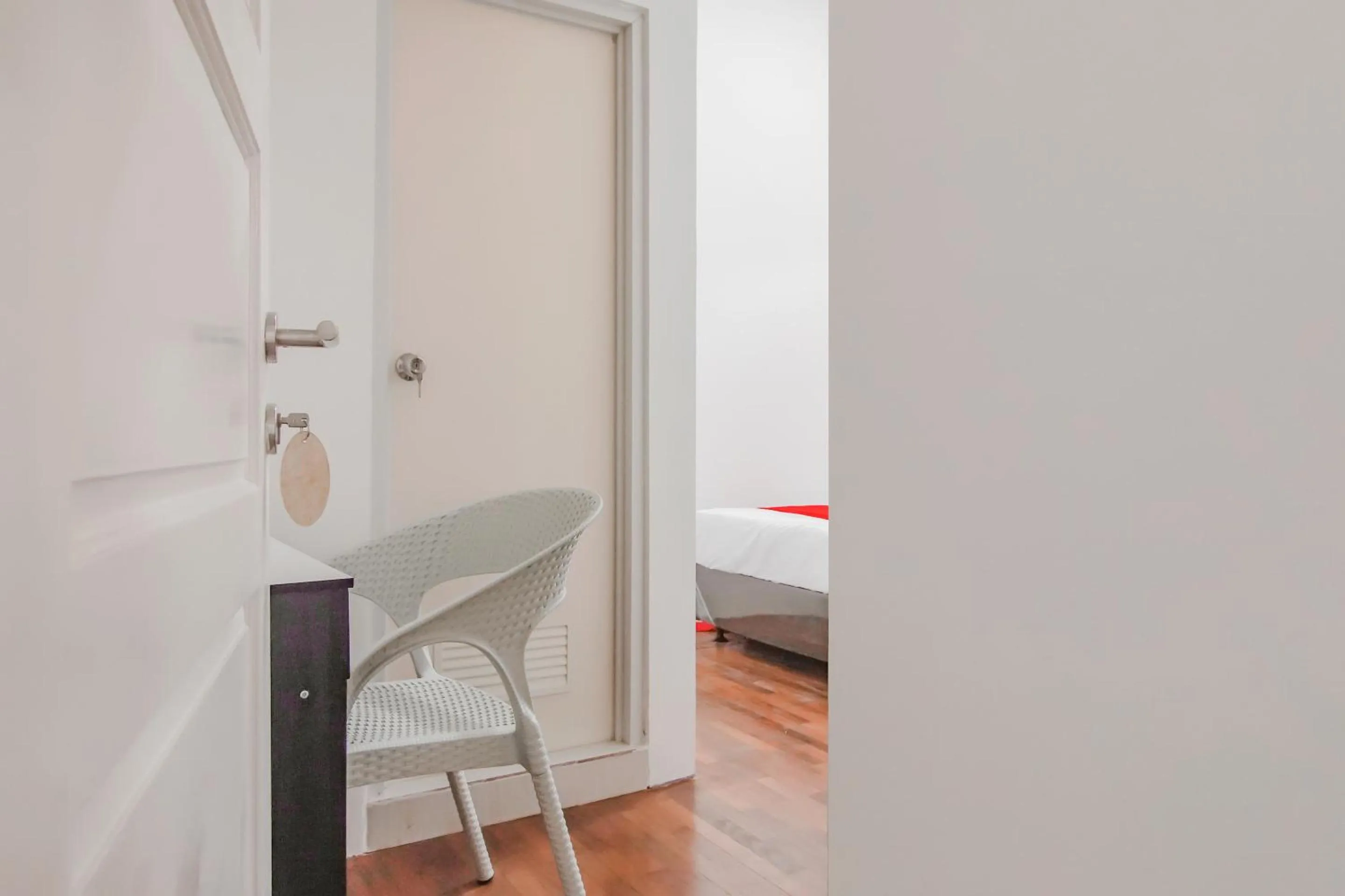 Bedroom, Bed in Capital O 90342 Kemang Garden