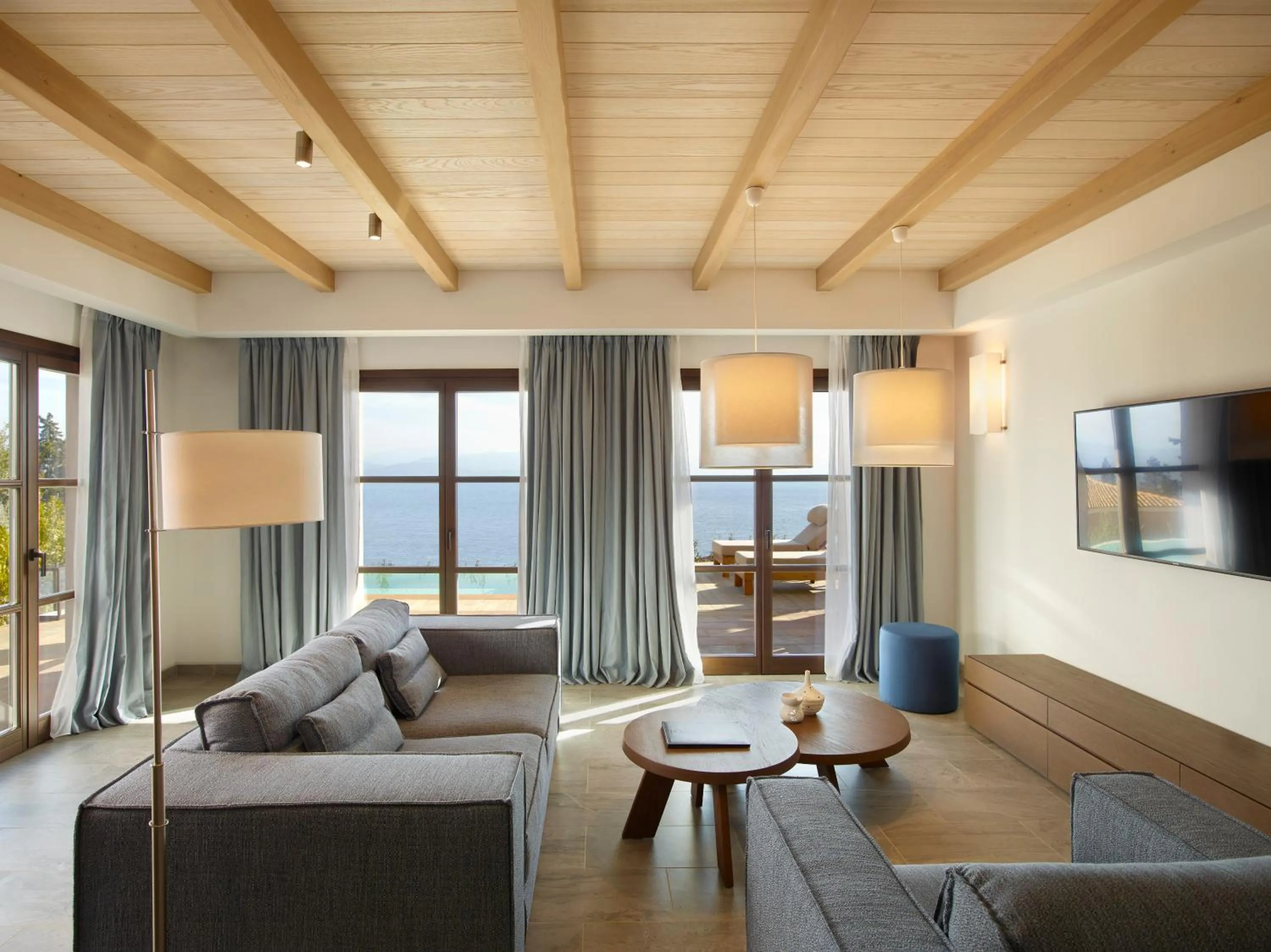 TV and multimedia in Angsana Corfu Resort & Spa