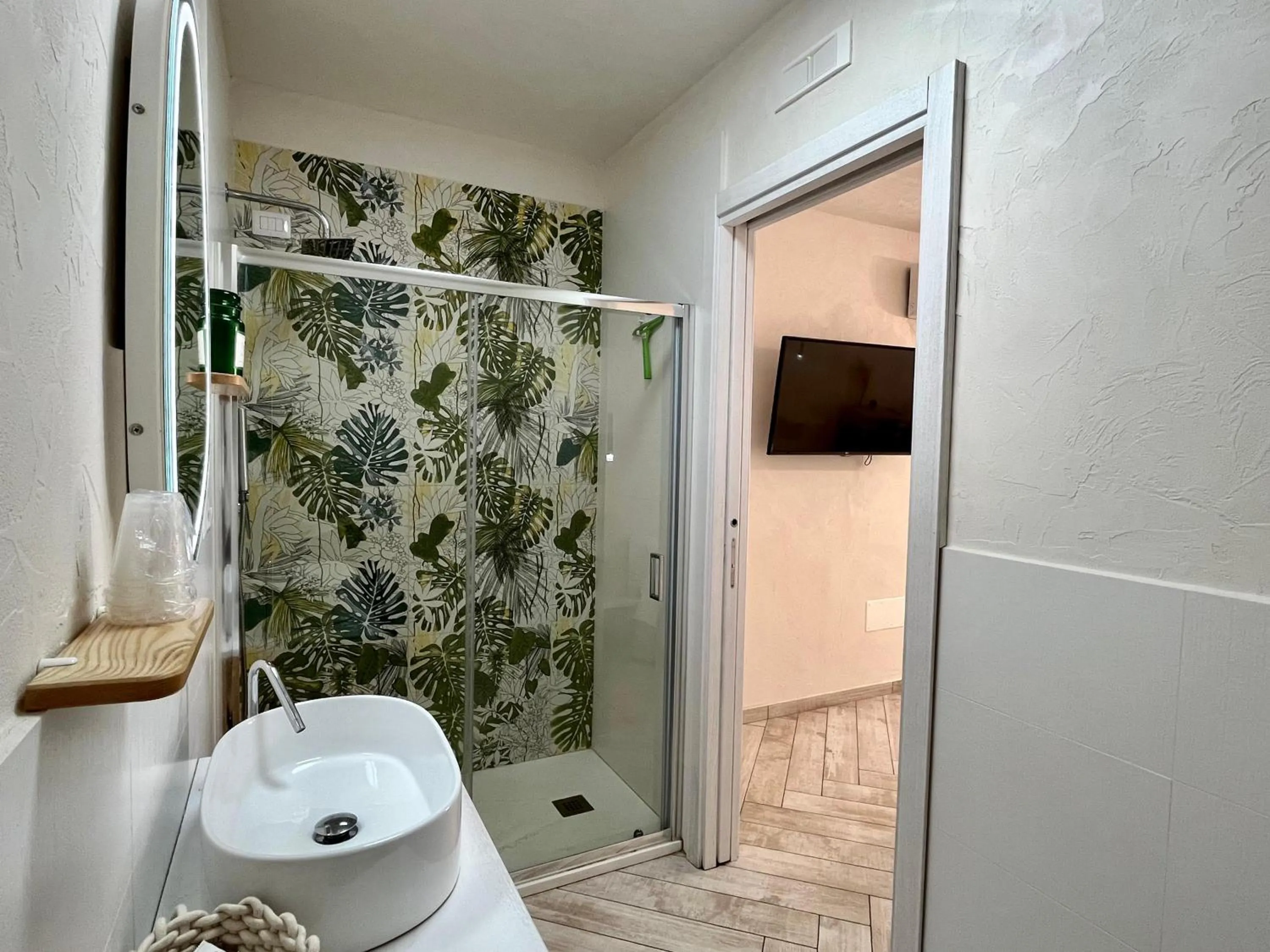 Shower in B&B Kamalei Tropea