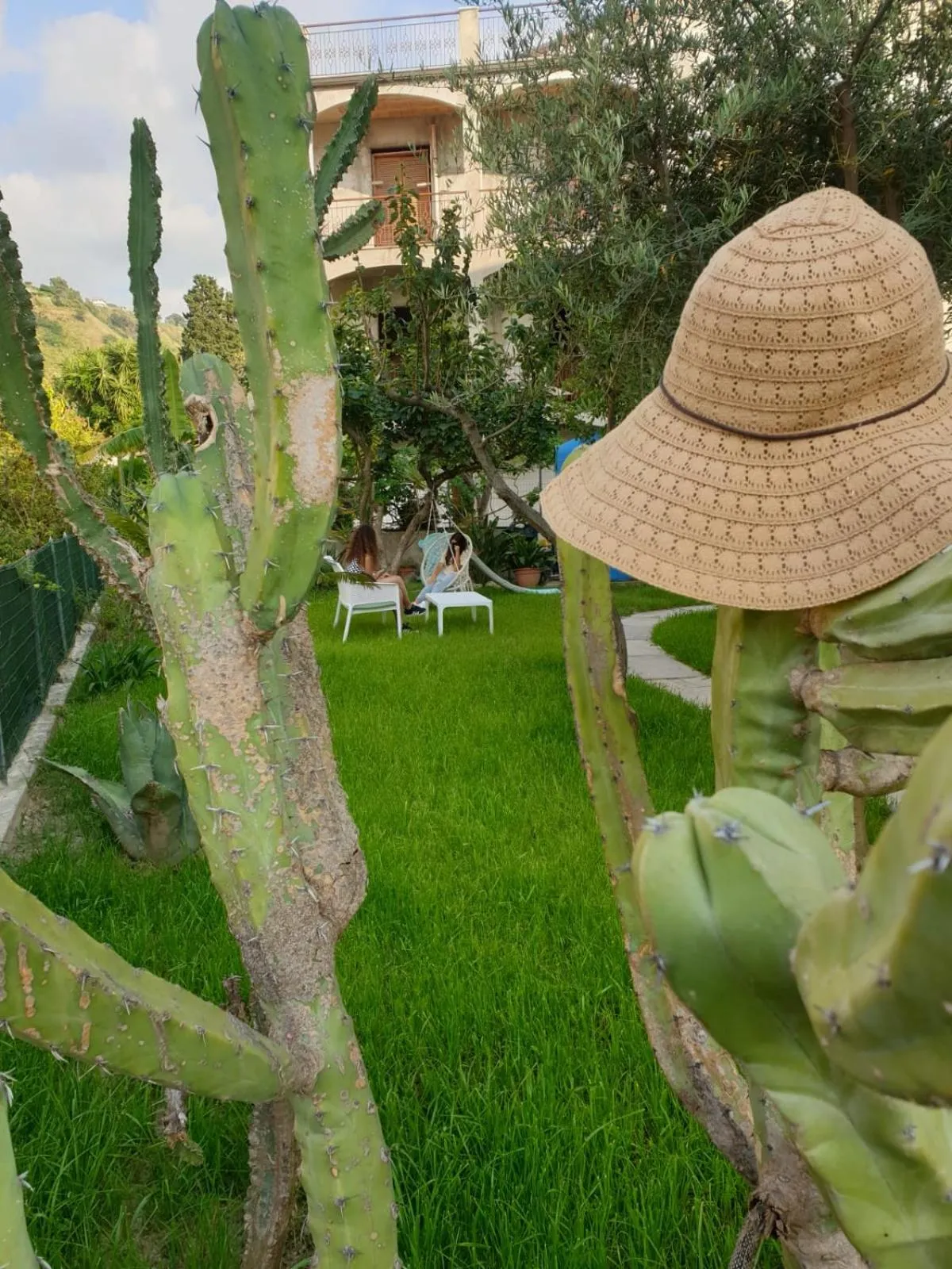 Garden in B&B Kamalei Tropea