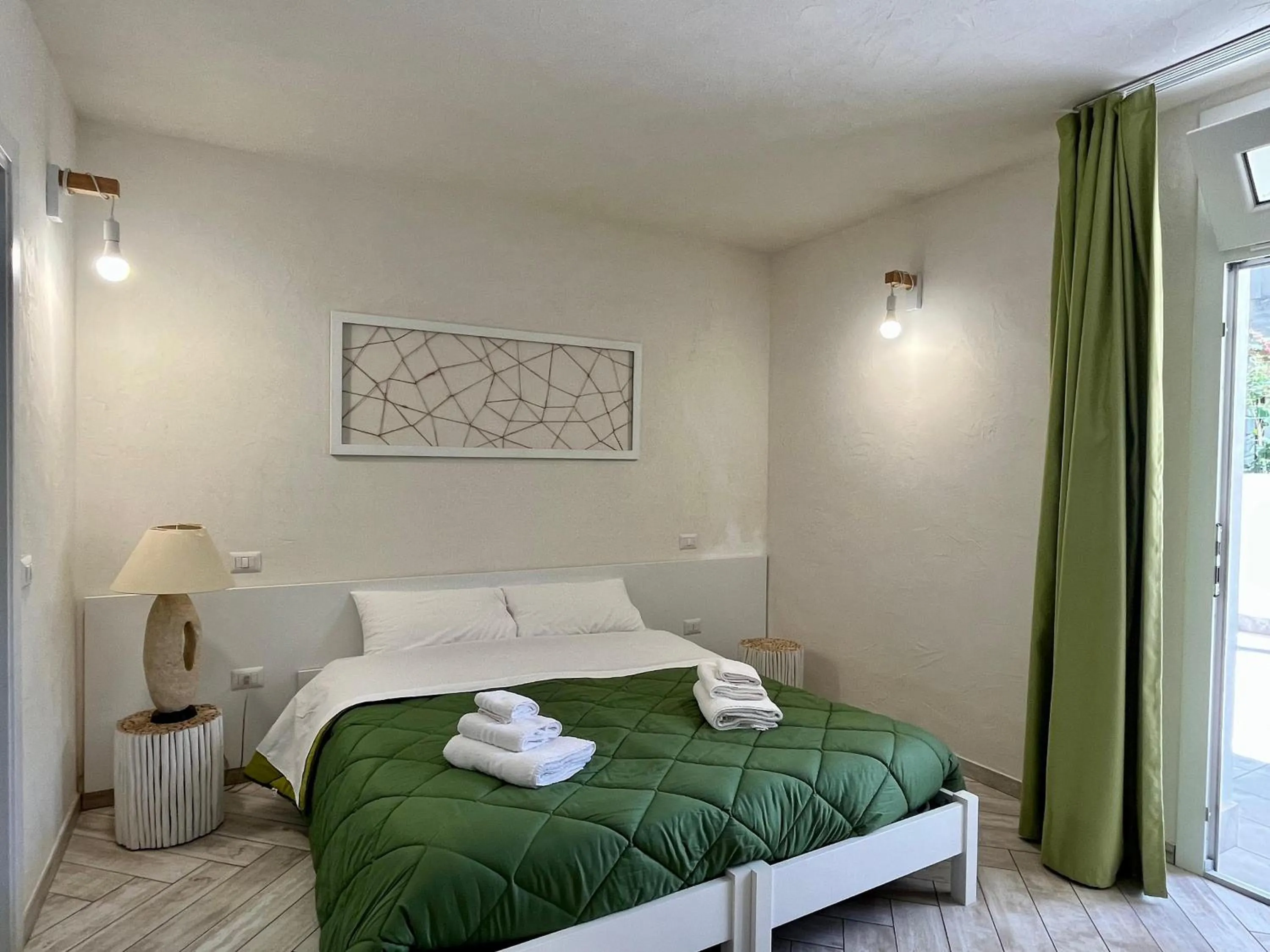 Bed in B&B Kamalei Tropea