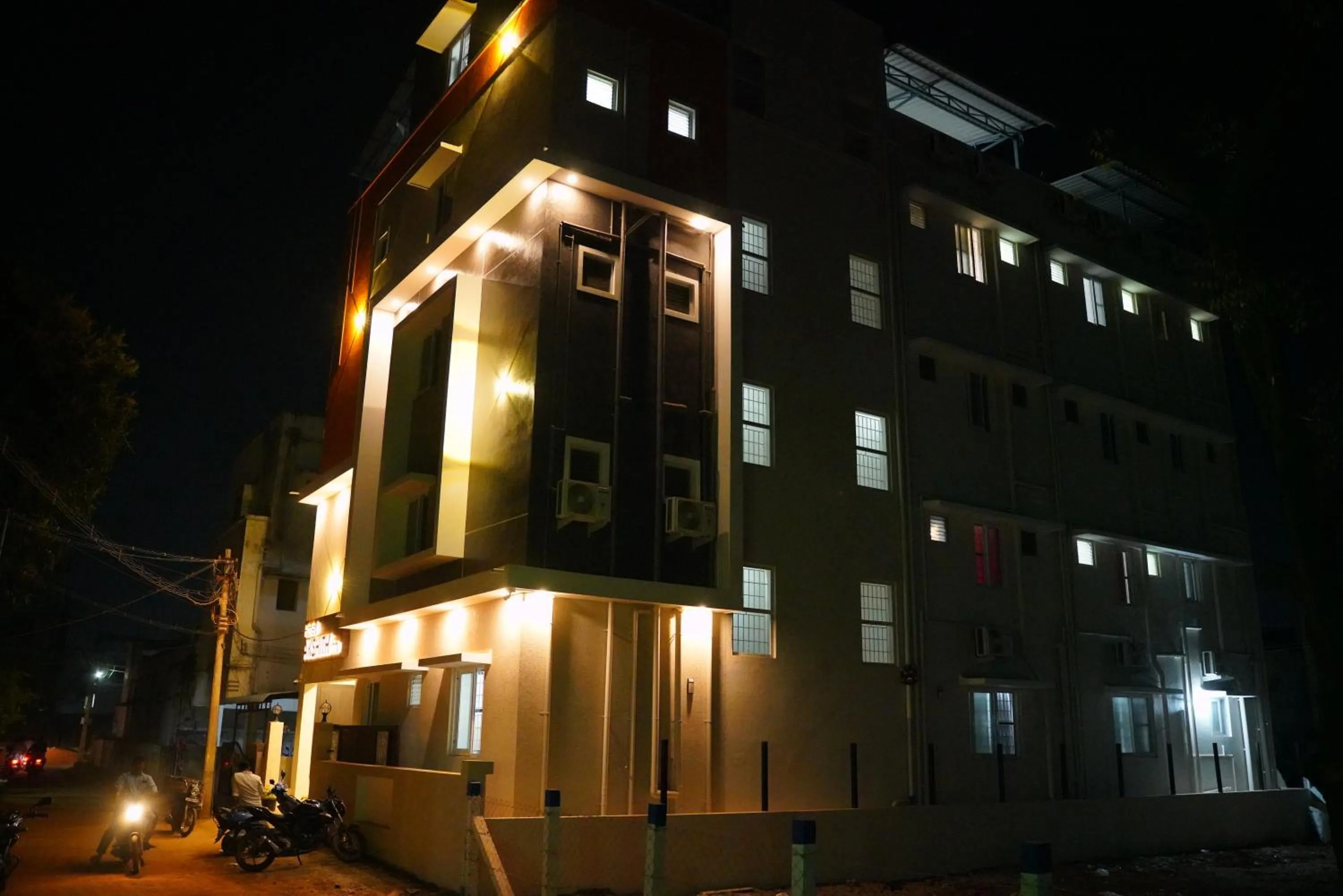 Property building in Hotel Akshith Inn