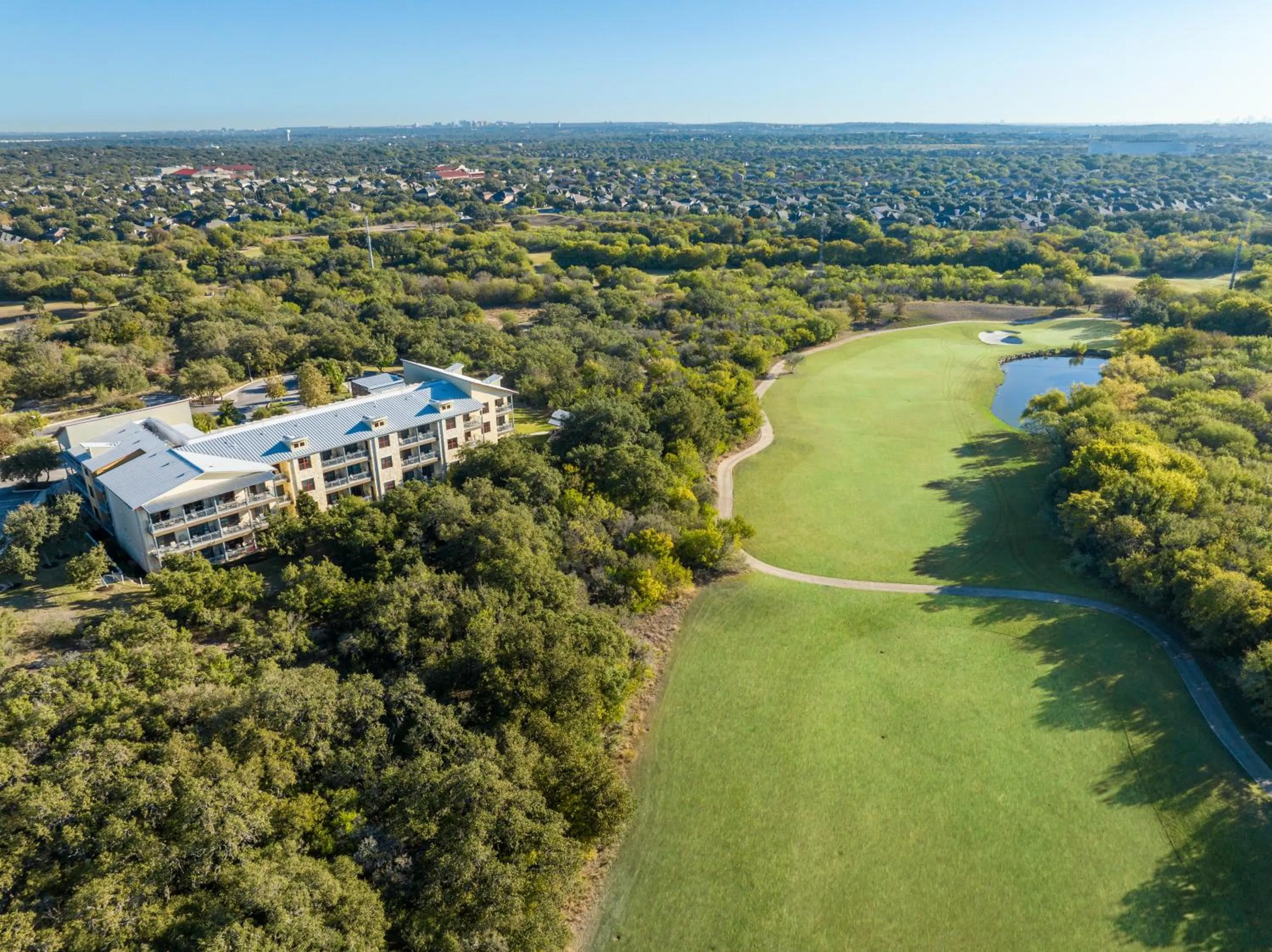 Property building in Hyatt Vacation Club at Wild Oak Ranch