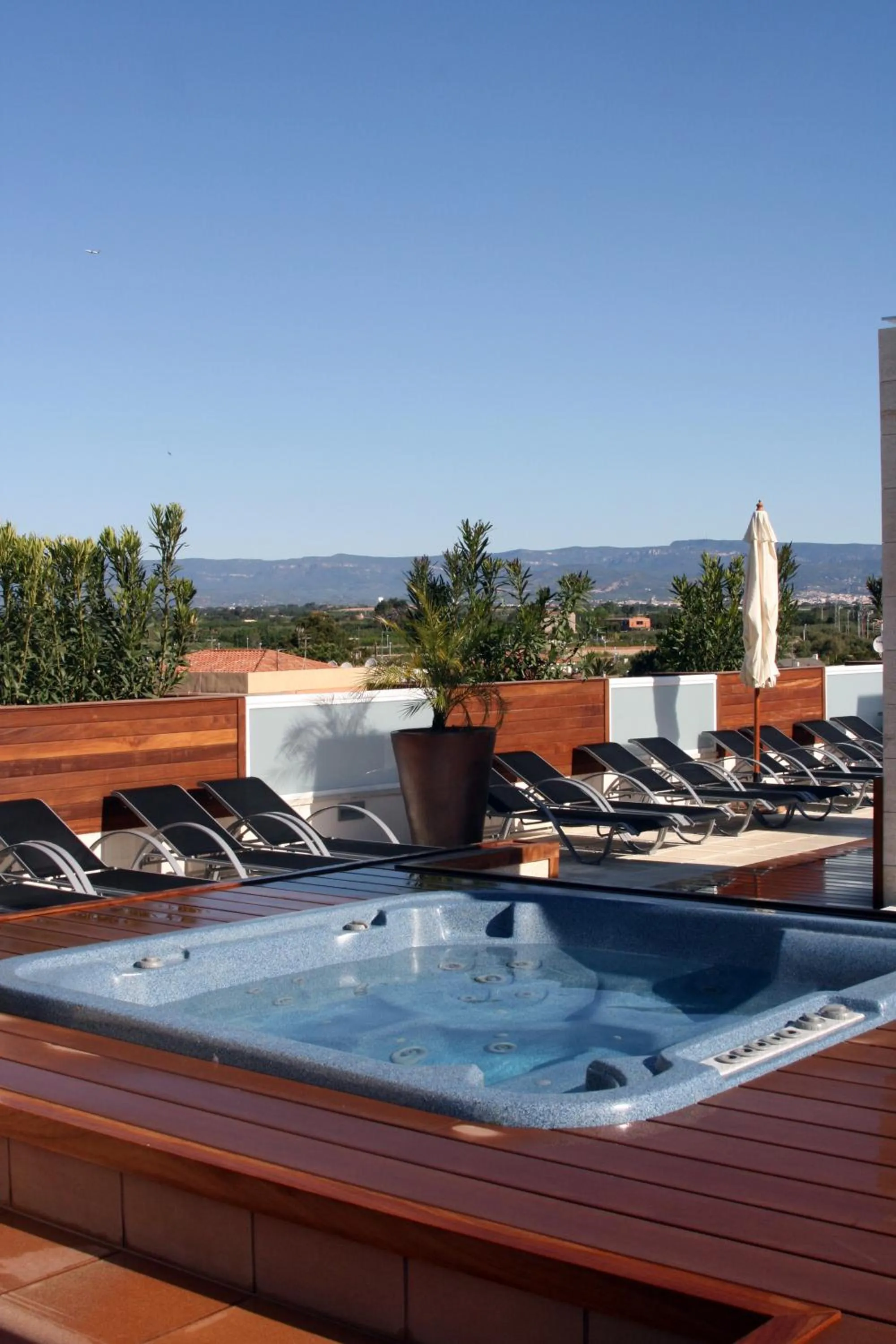 Solarium in Hotel Villamarina Club