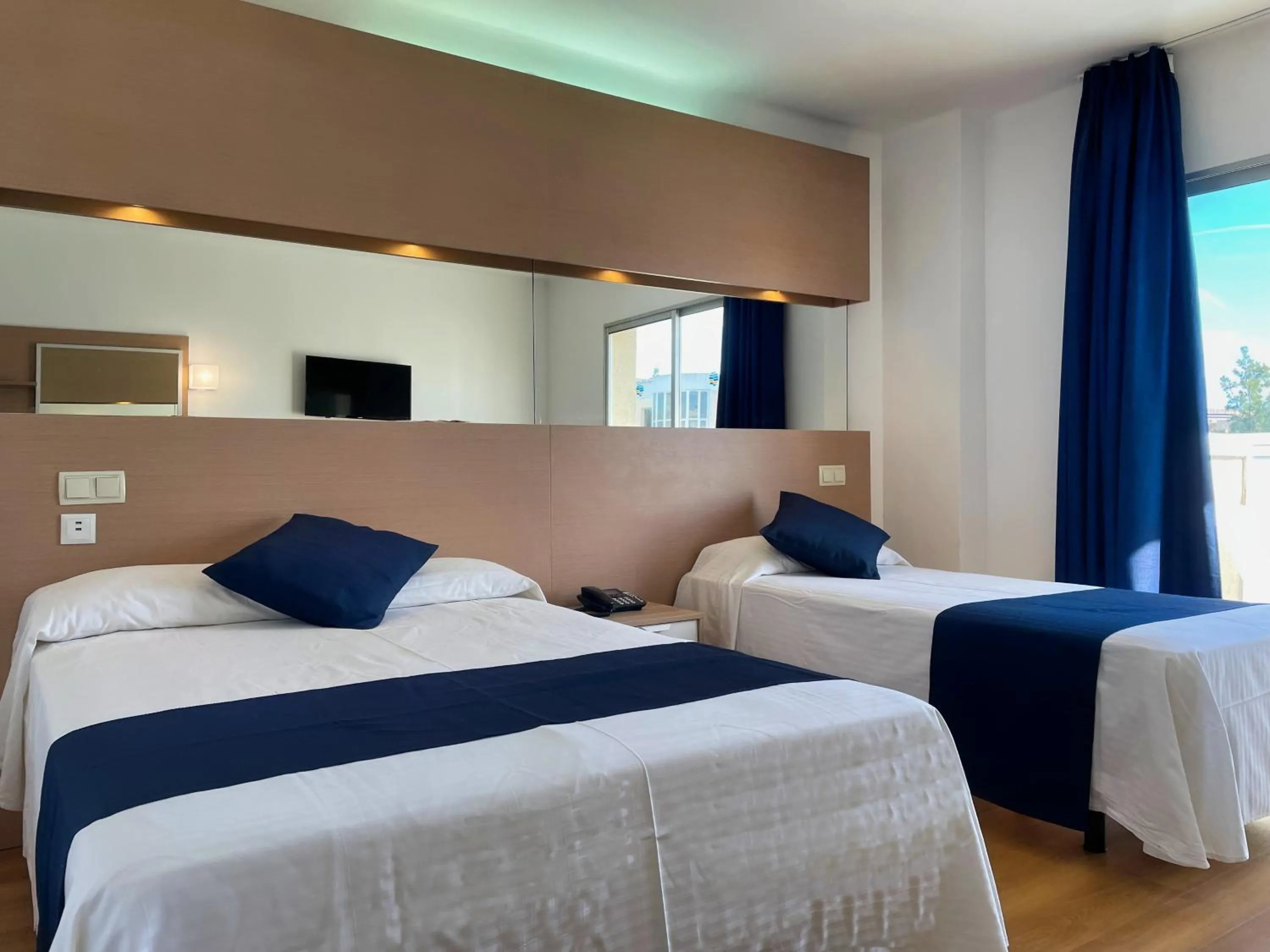 Bed in Hotel Villamarina Club