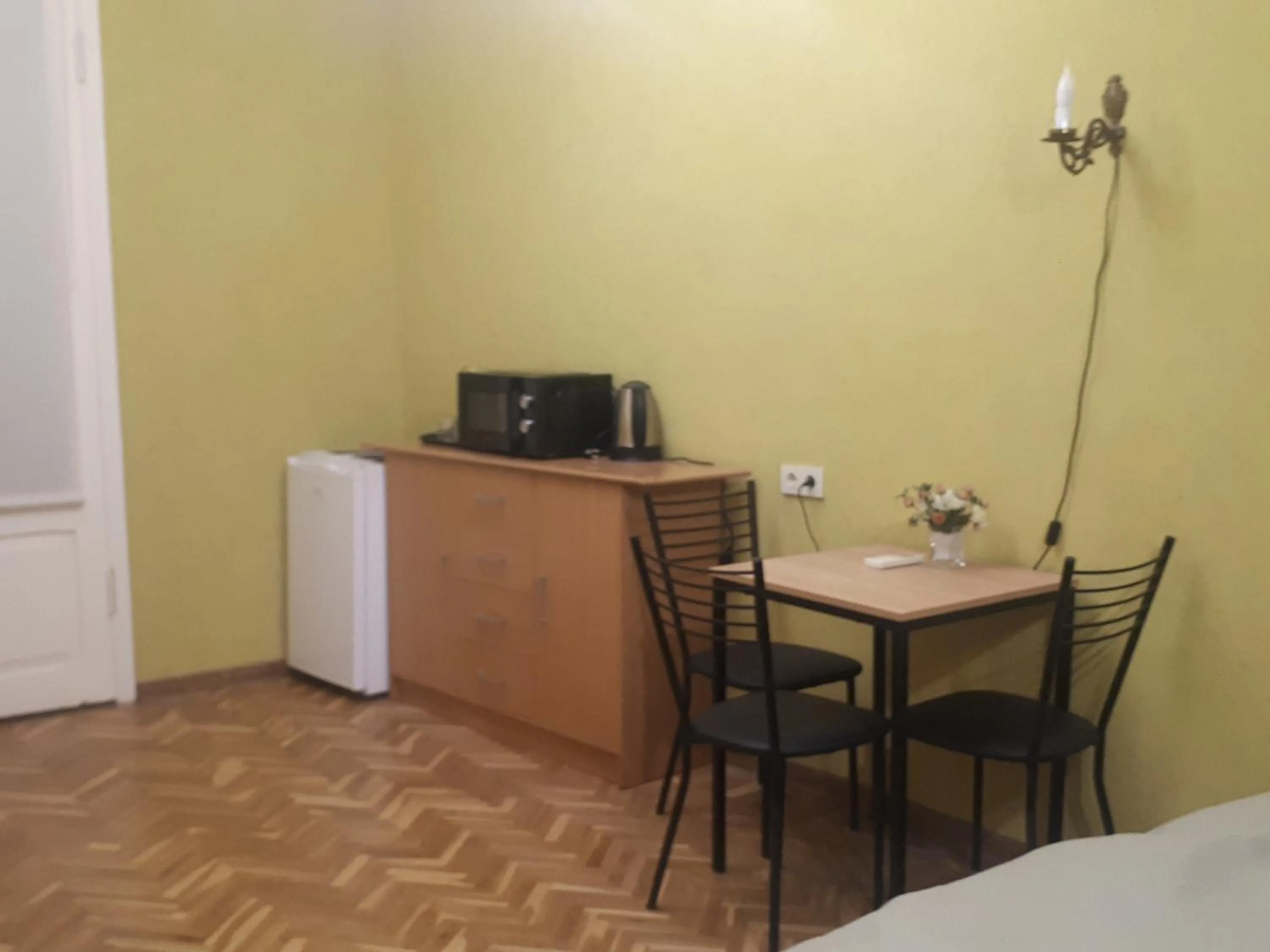 Coffee/tea facilities in Sunflower Hotel