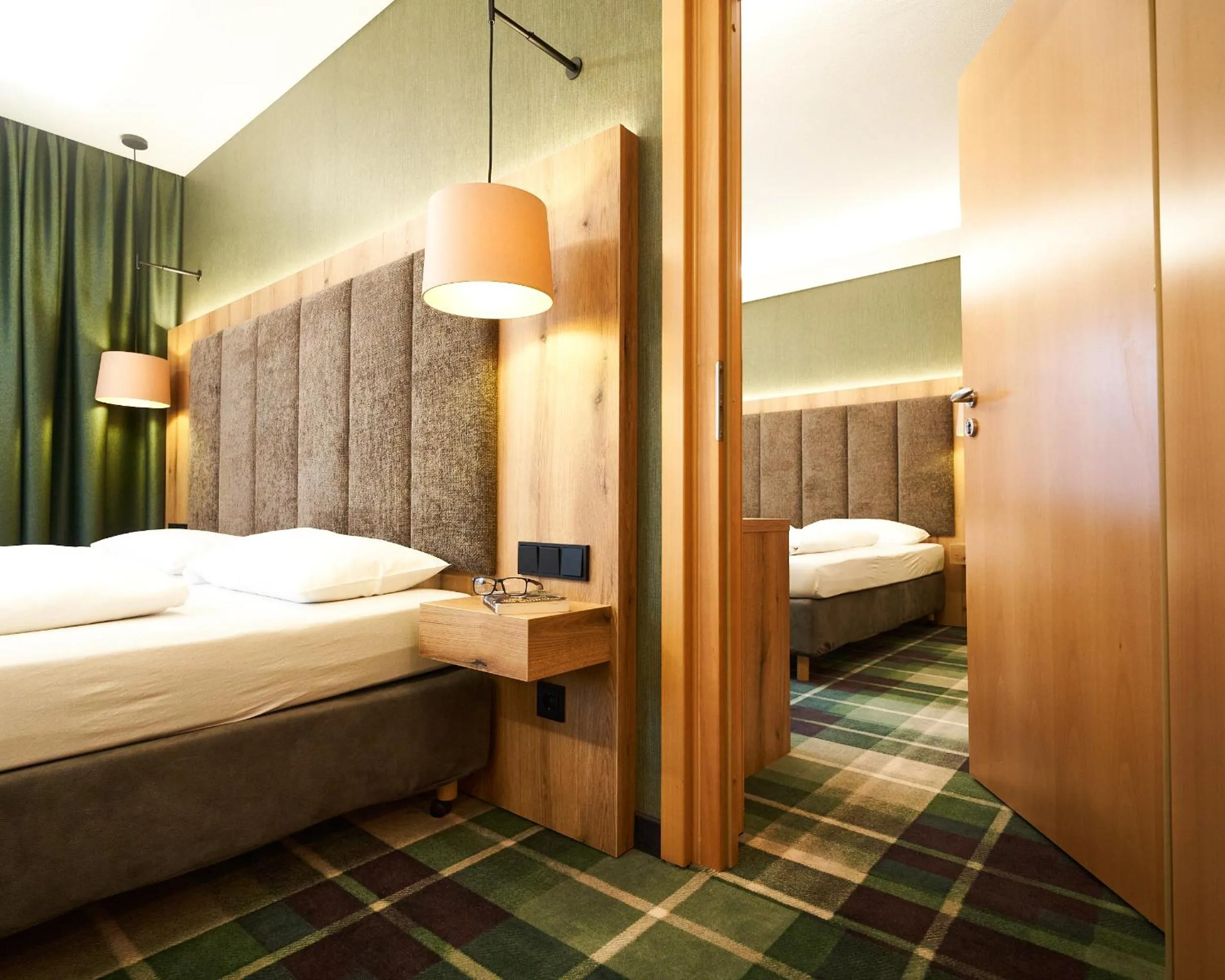 Photo of the whole room, Bed in Hotel Restaurant Erber