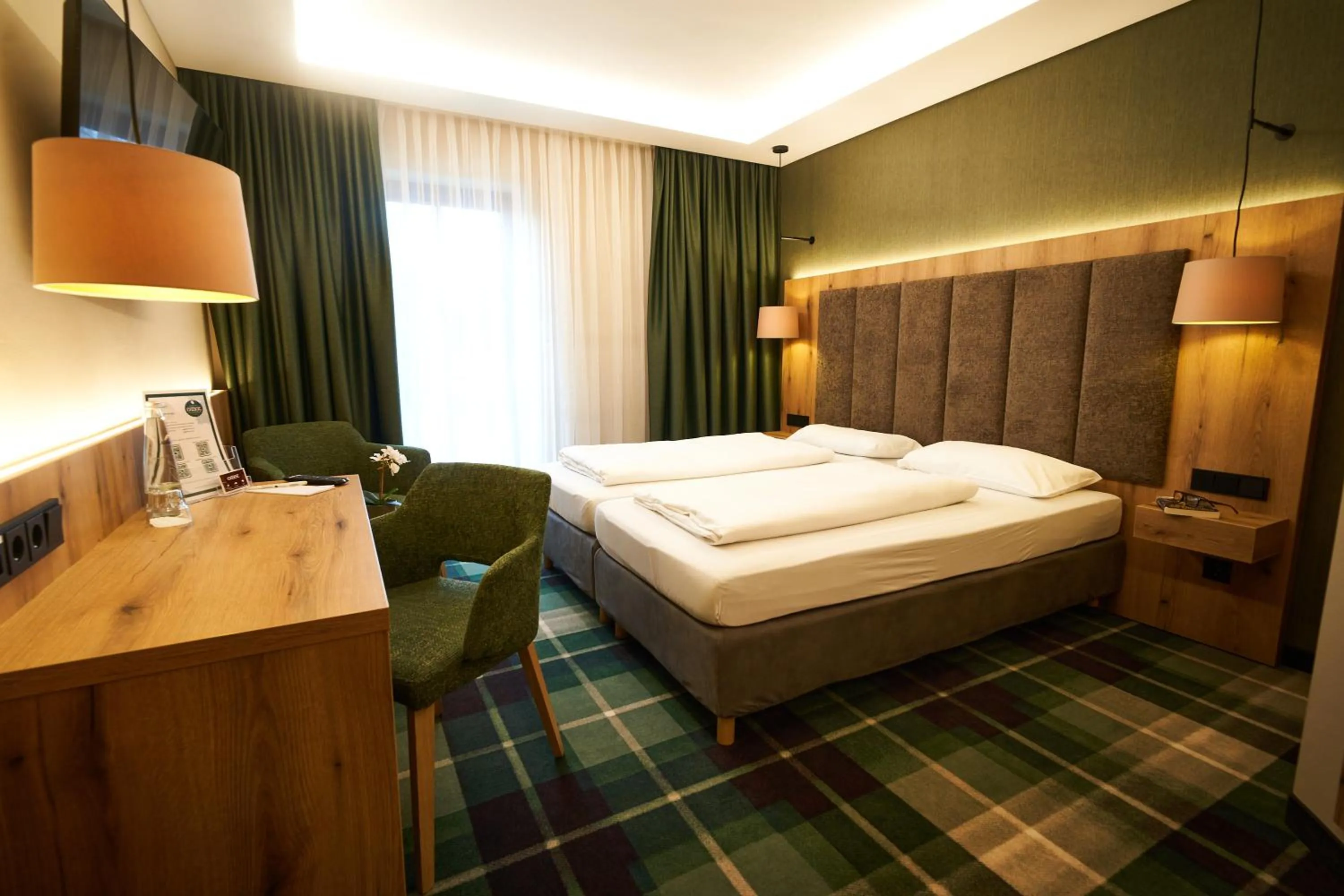 Photo of the whole room, Bed in Hotel Restaurant Erber