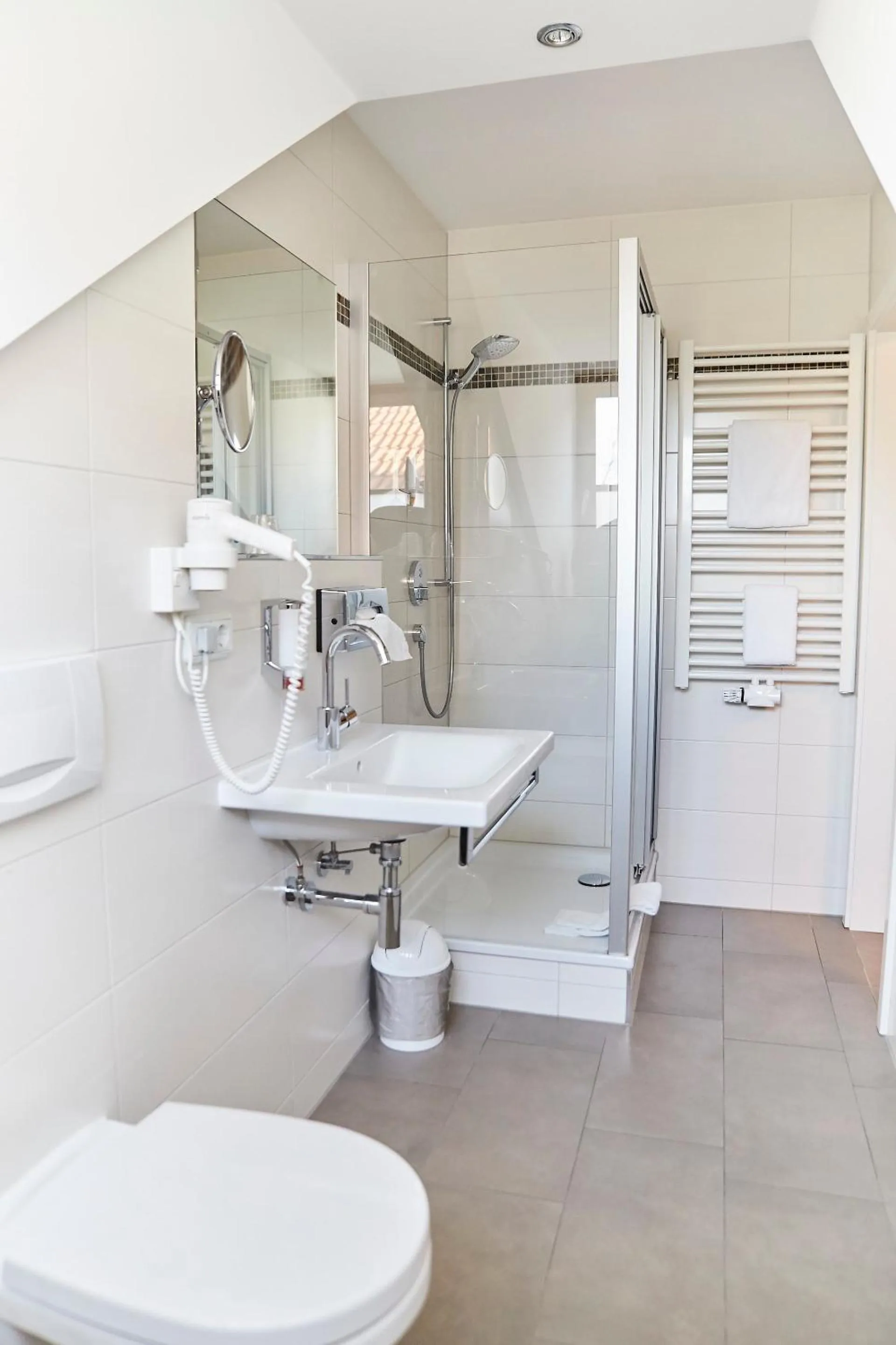 Shower in Hotel Restaurant Erber