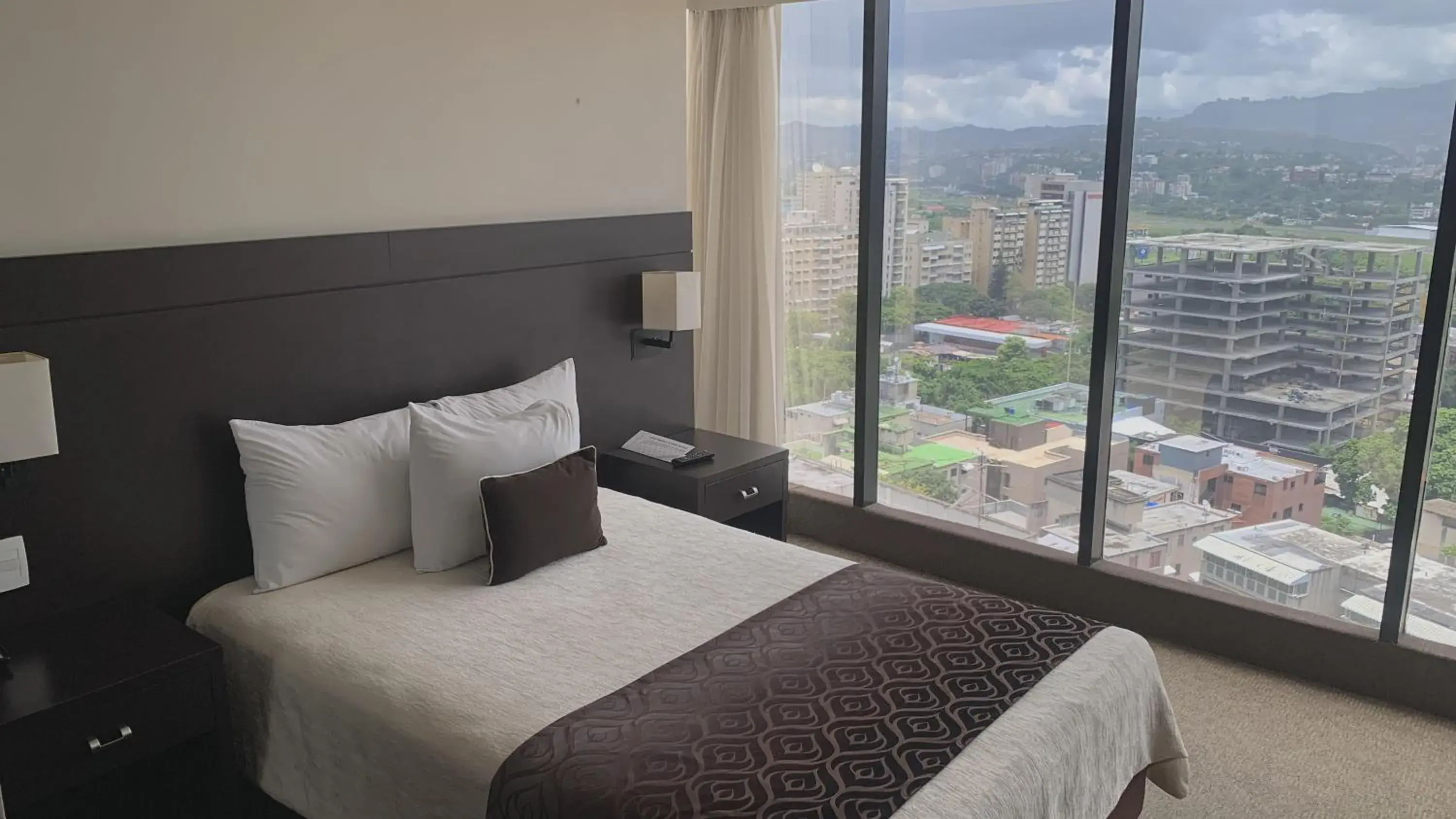 Standard Suite - single occupancy in HOTEL CHACAO SUITES Standard Suite - single occupancy in HOTEL CHACAO SUITES