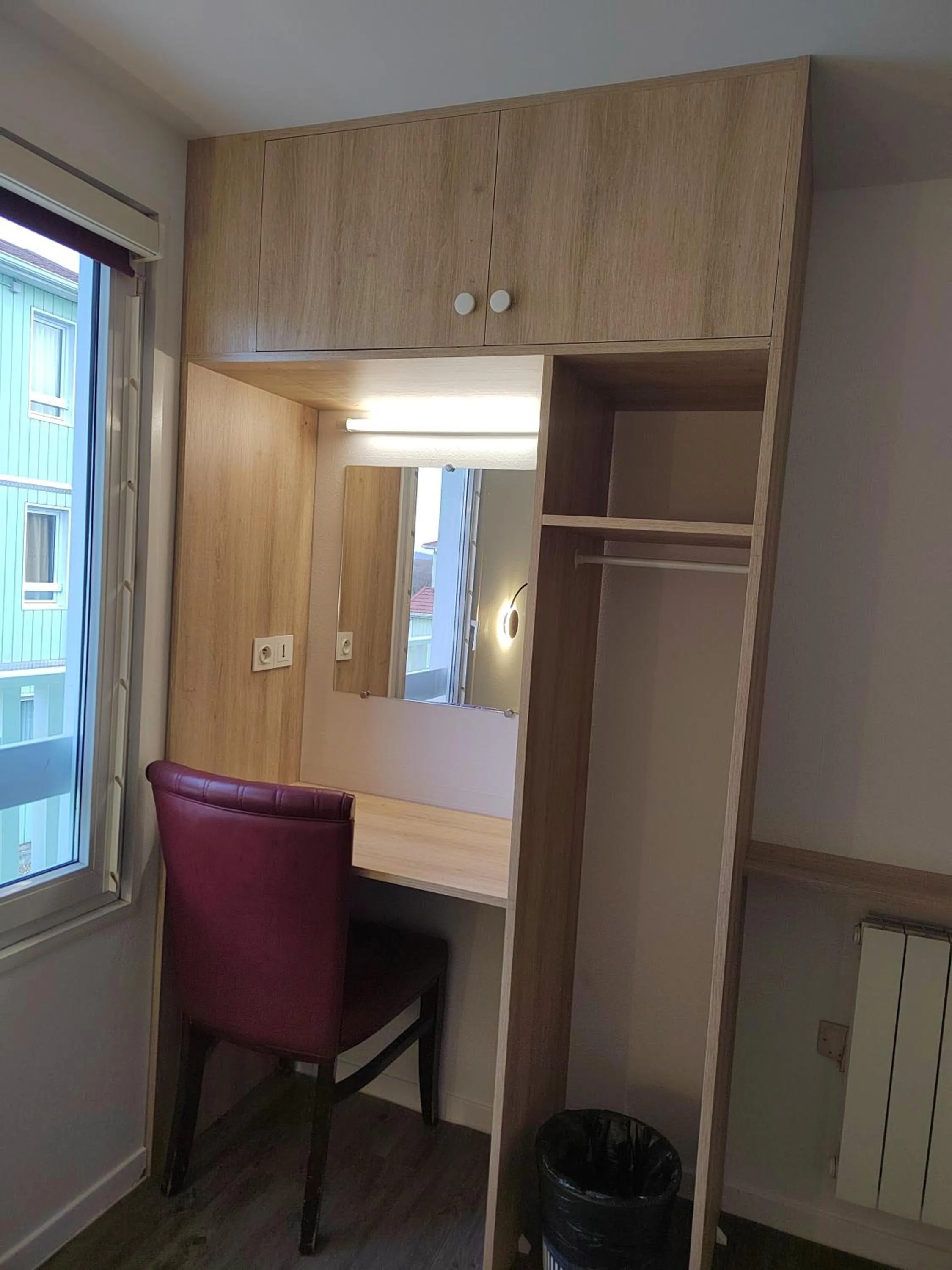 Dining area in FASTHOTEL PARIS OUEST BOUAFLE