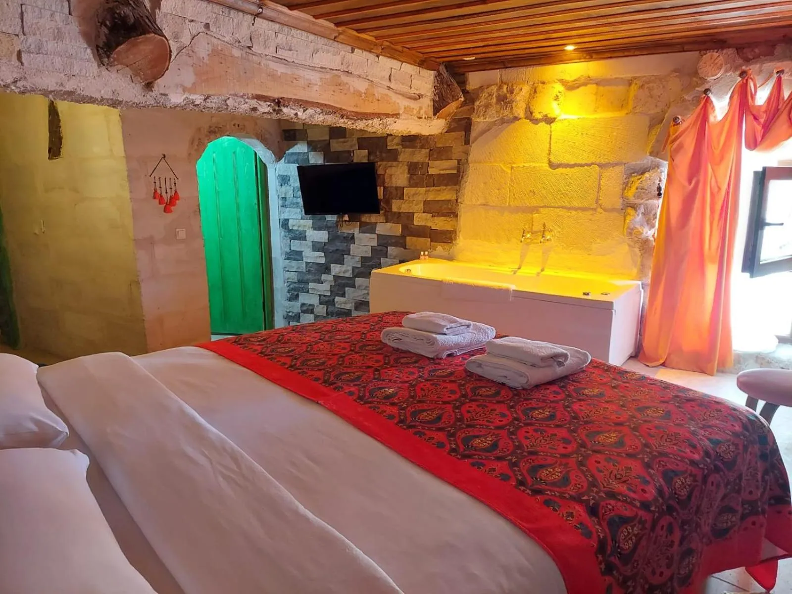 Bed in Duru Cappadocia Stone House