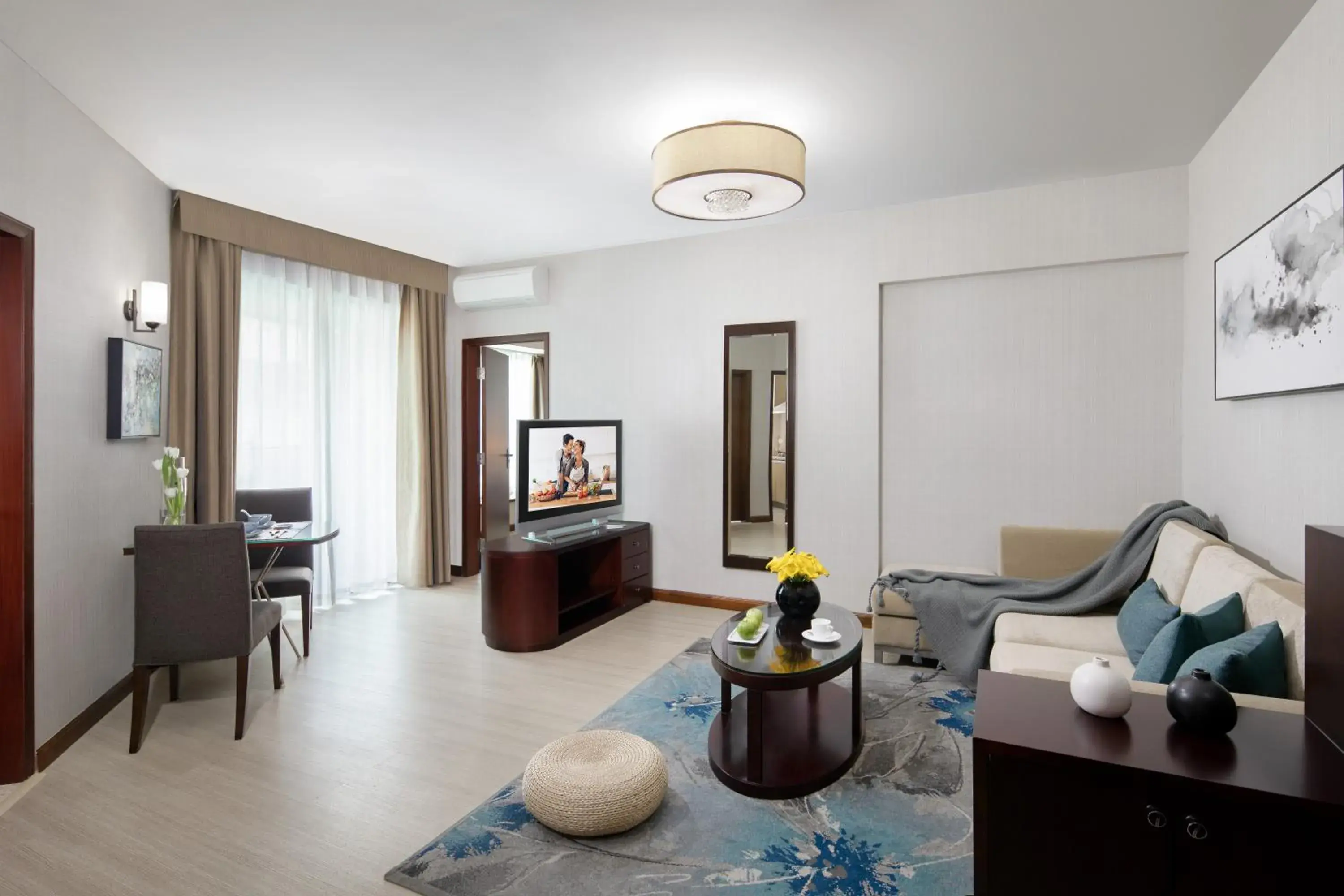 One-Bedroom Apartment include one breakfast in Springdale Serviced Residence Guangzhou One-Bedroom Apartment include one breakfast in Springdale Serviced Residence Guangzhou