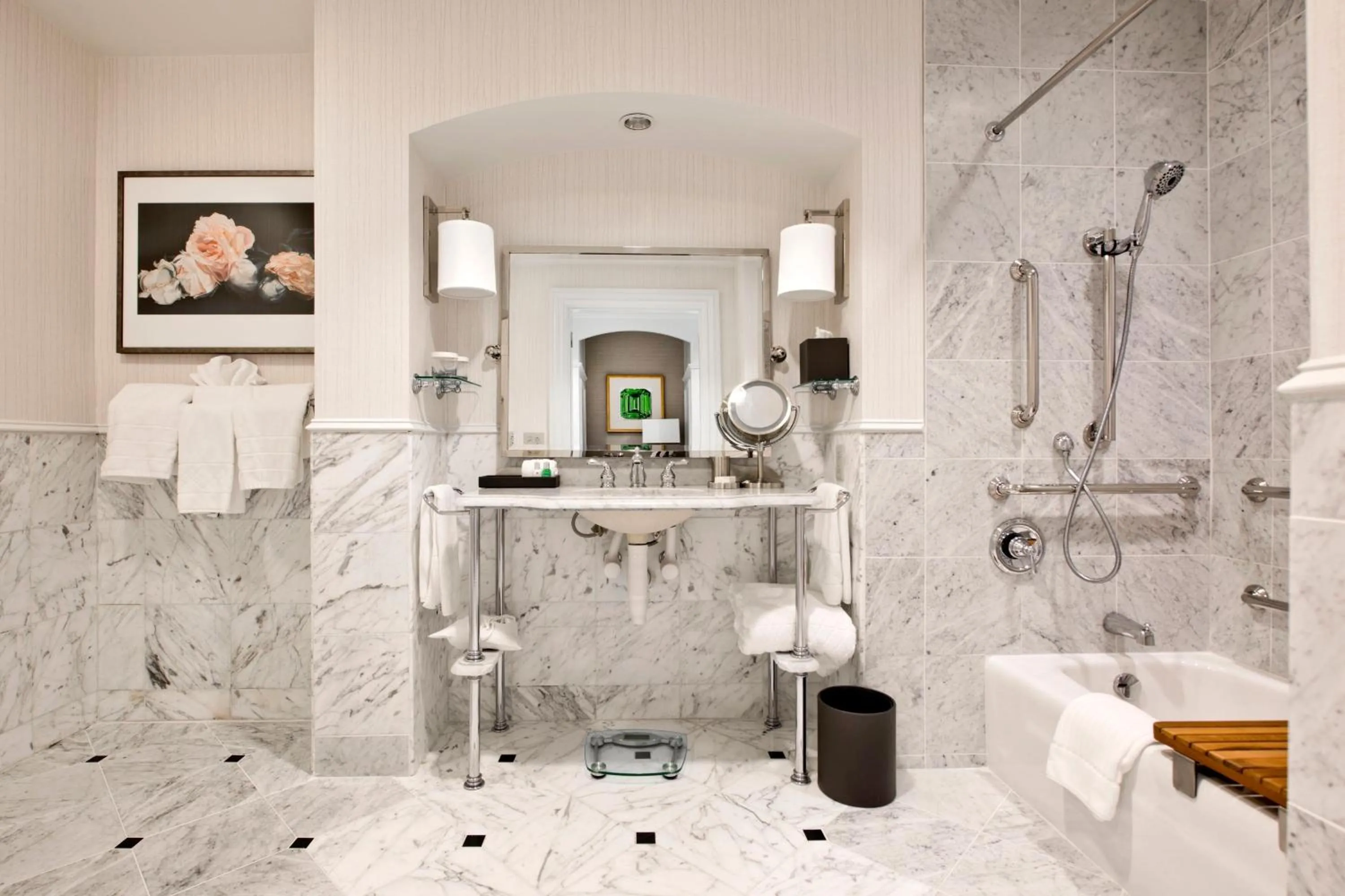 Bathroom in The Ballantyne, a Luxury Collection Hotel, Charlotte