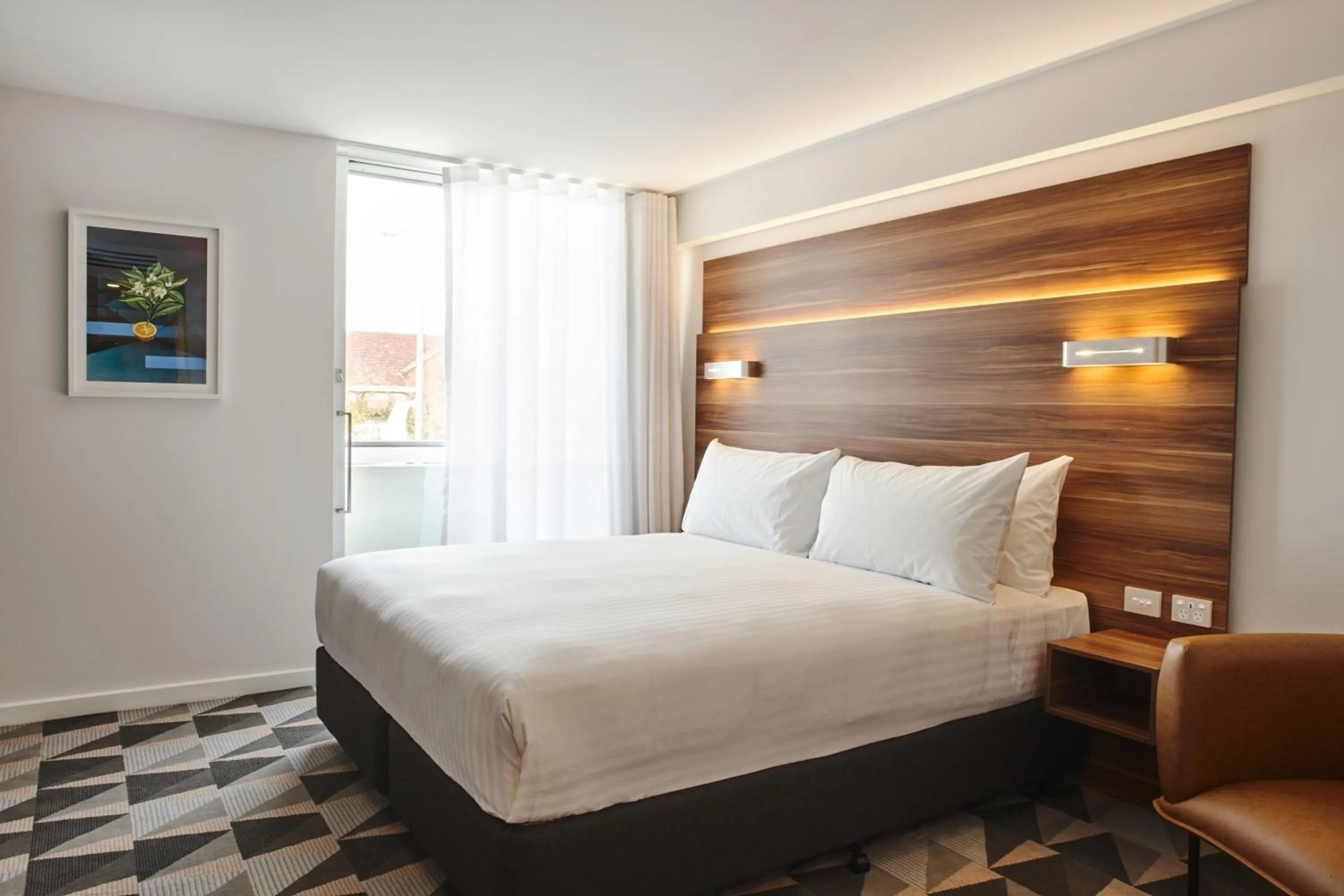 Property building, Bed in The Gem Hotel