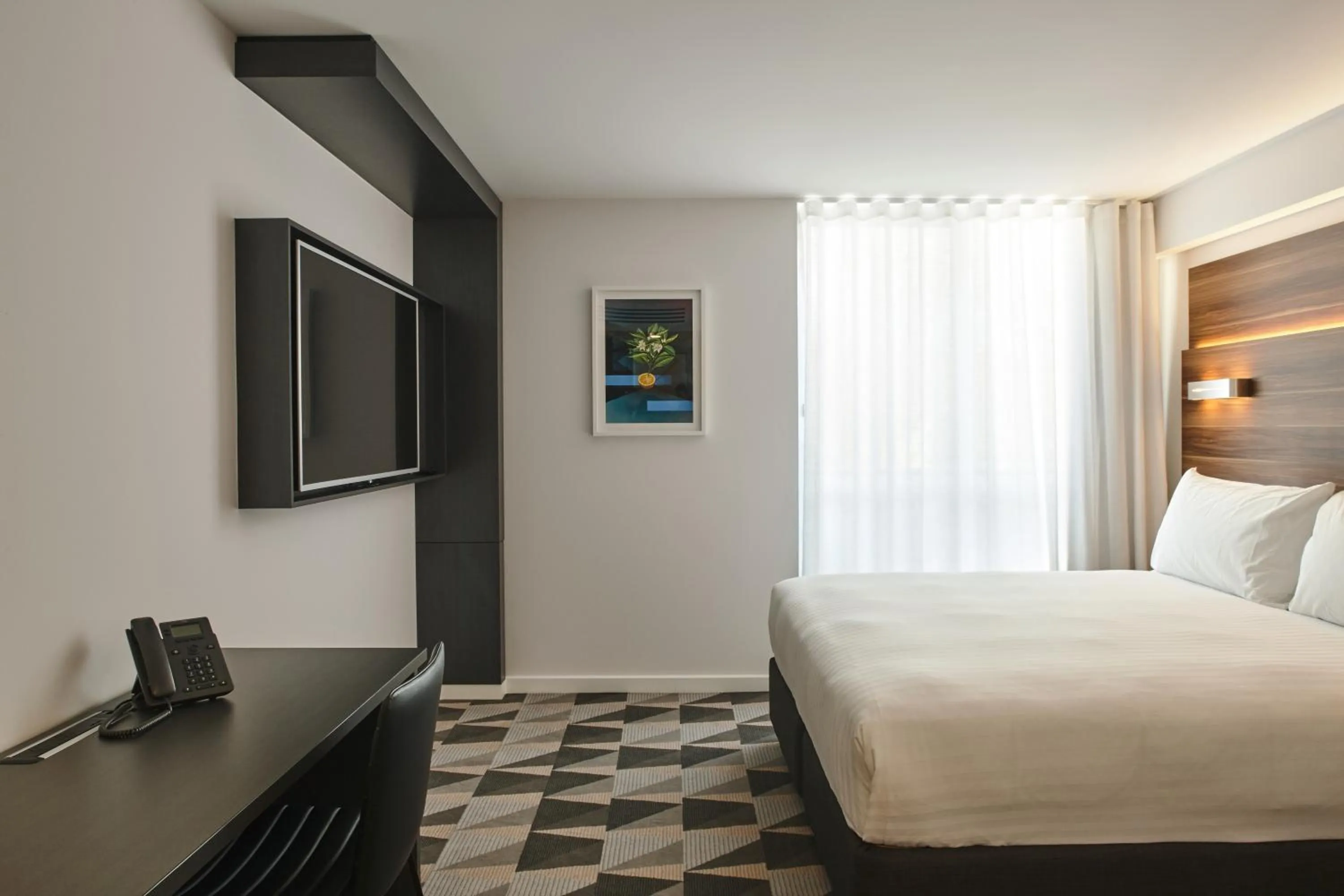 Bedroom, Bed in The Gem Hotel