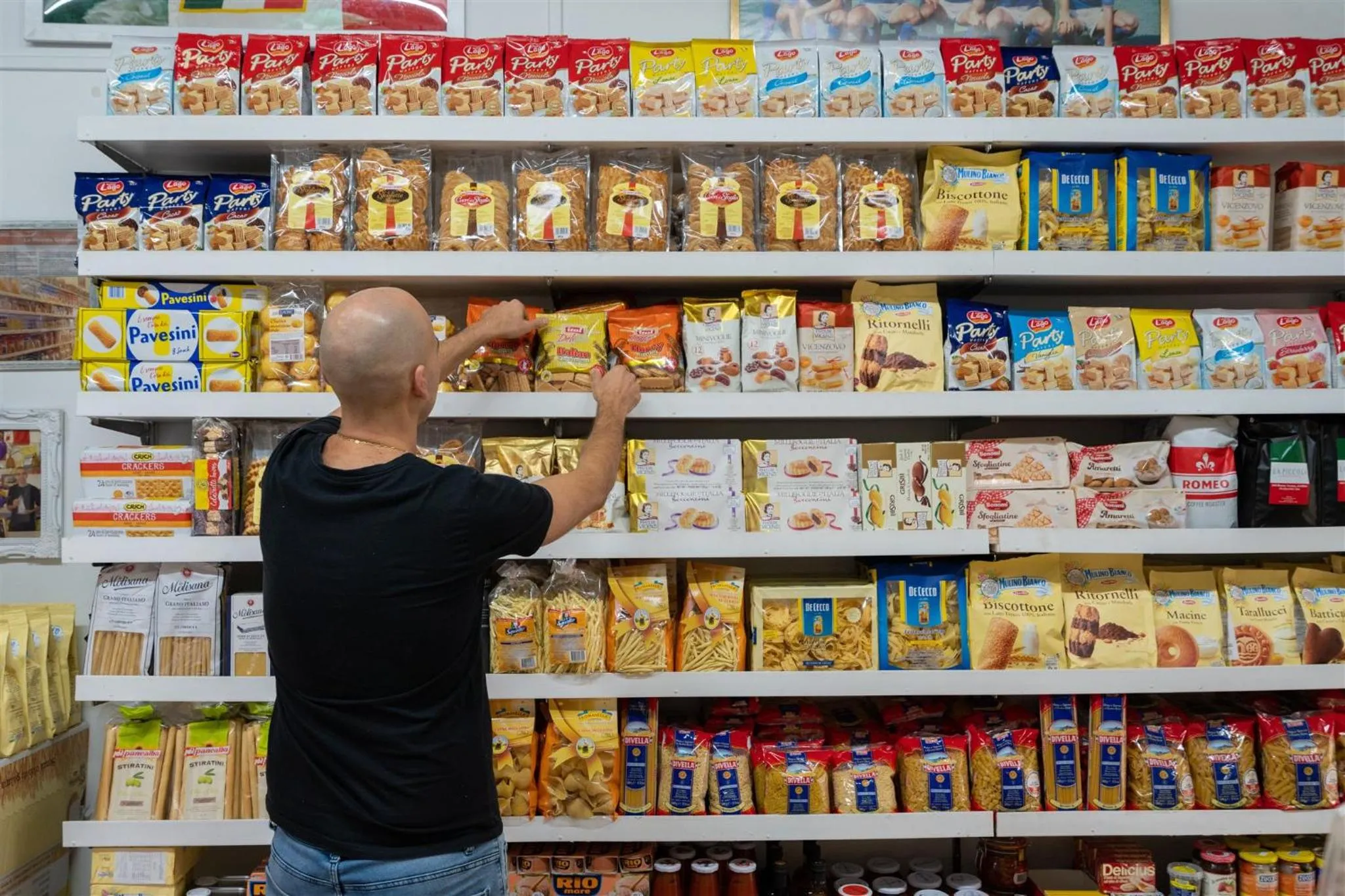 Supermarket/grocery shop in The Gem Hotel
