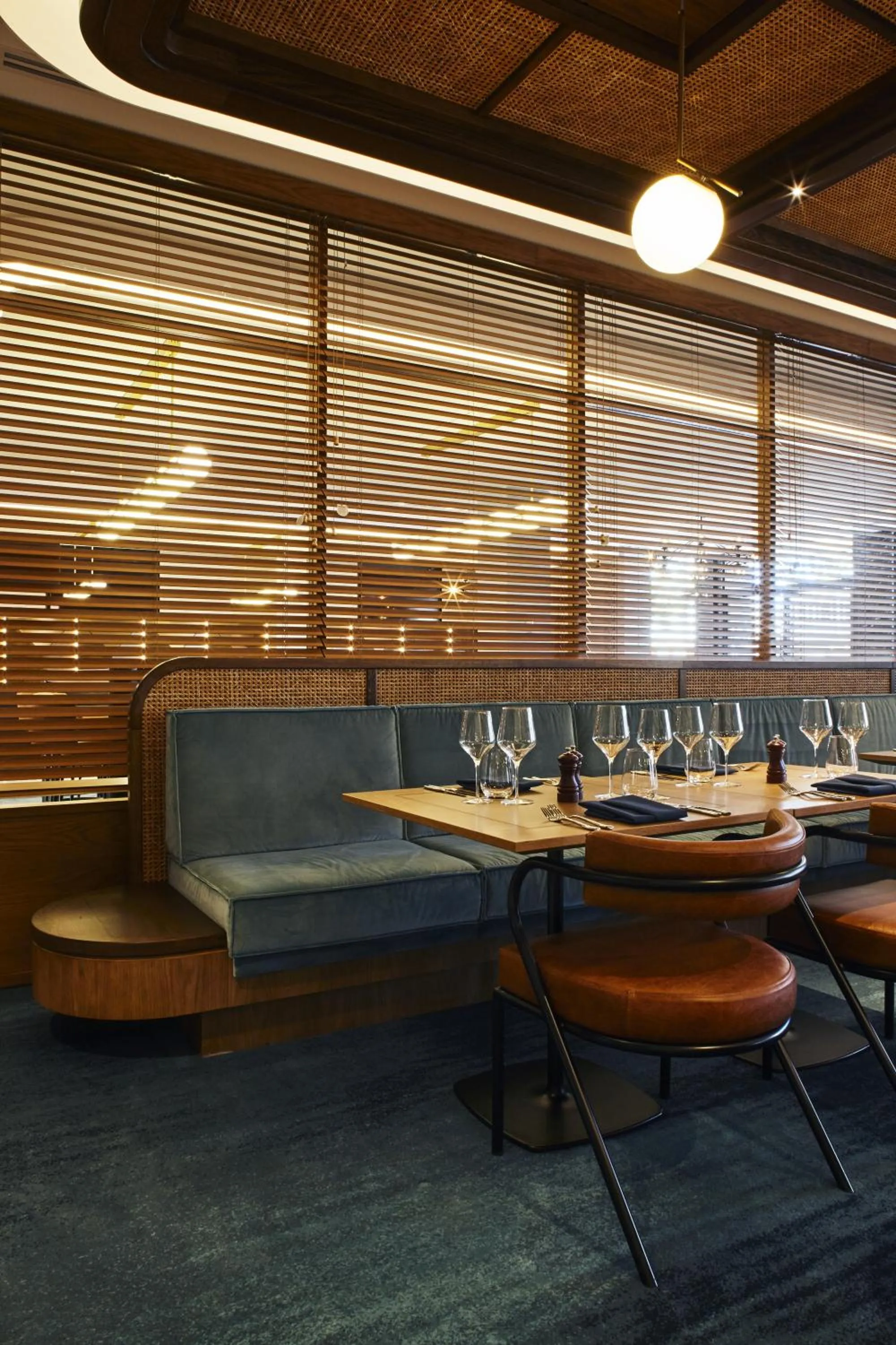 Restaurant/places to eat in The Gem Hotel