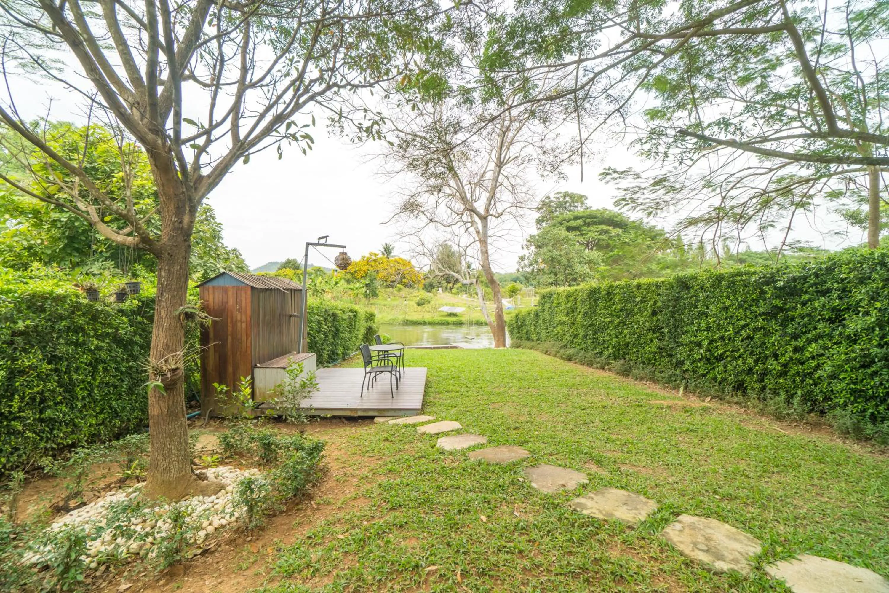 The Tree Riverside Resort Kaeng Krachan