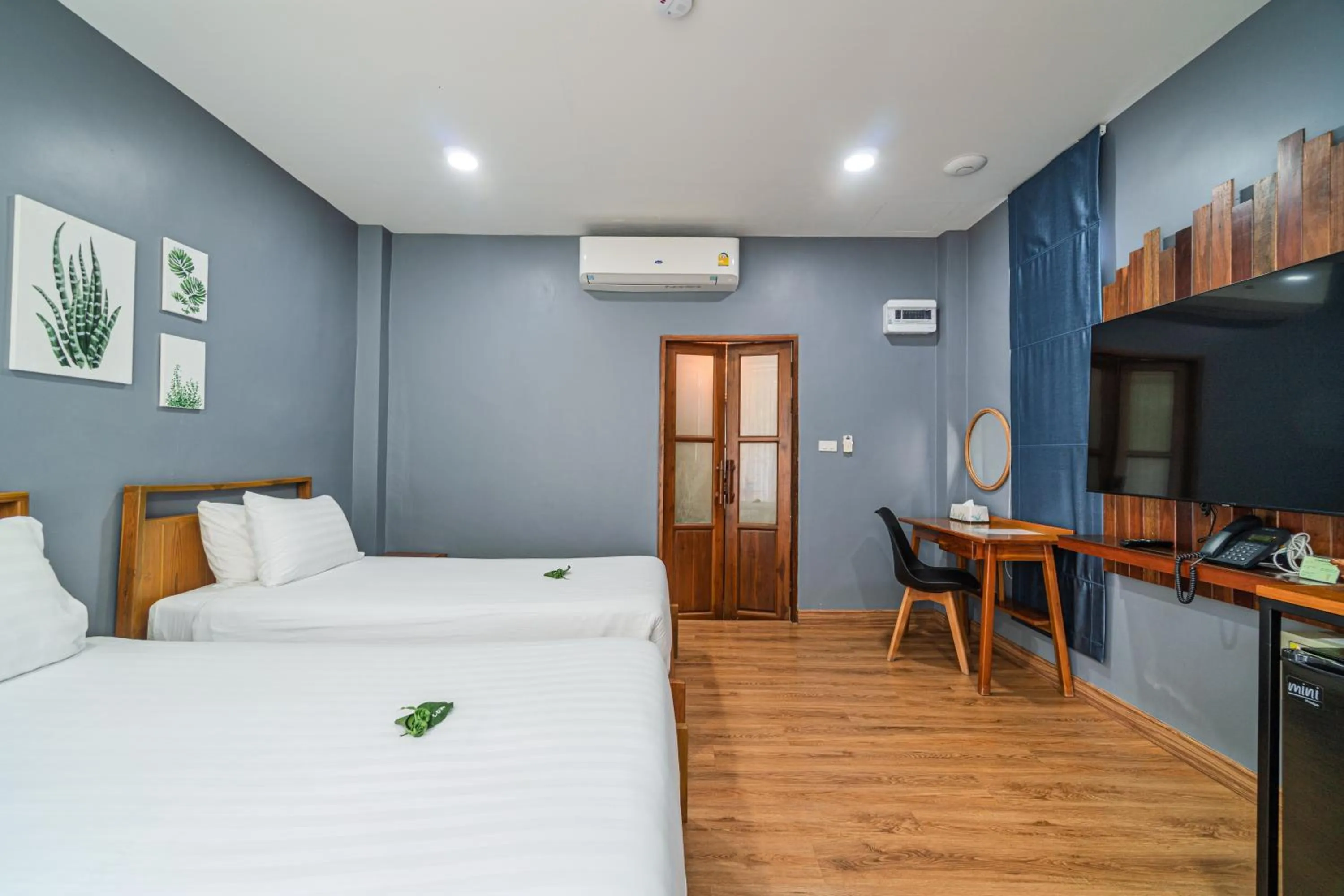 Bed in The Tree Riverside Resort Kaeng Krachan