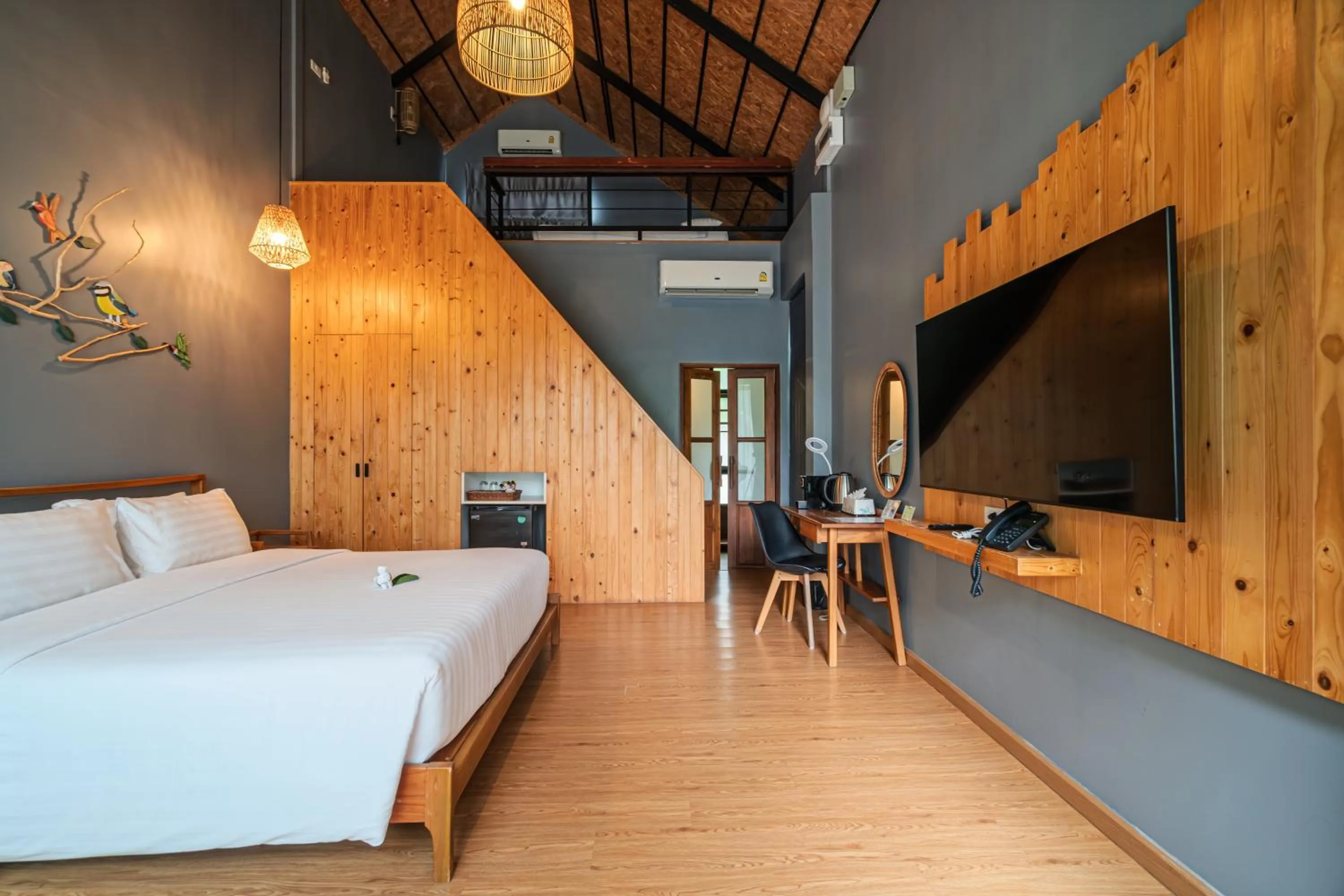 Bed in The Tree Riverside Resort Kaeng Krachan