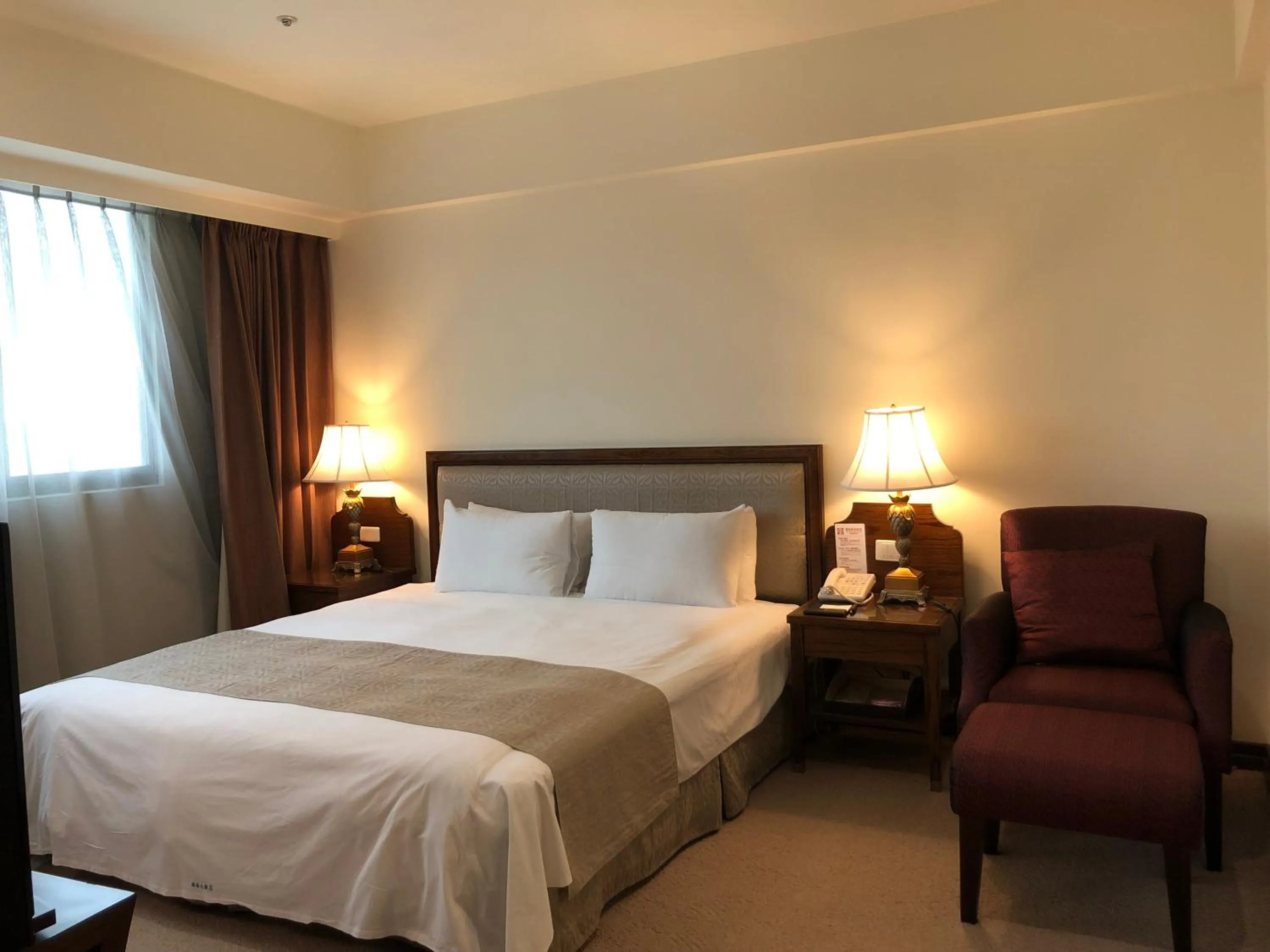 Bed in Hotel RegaLees