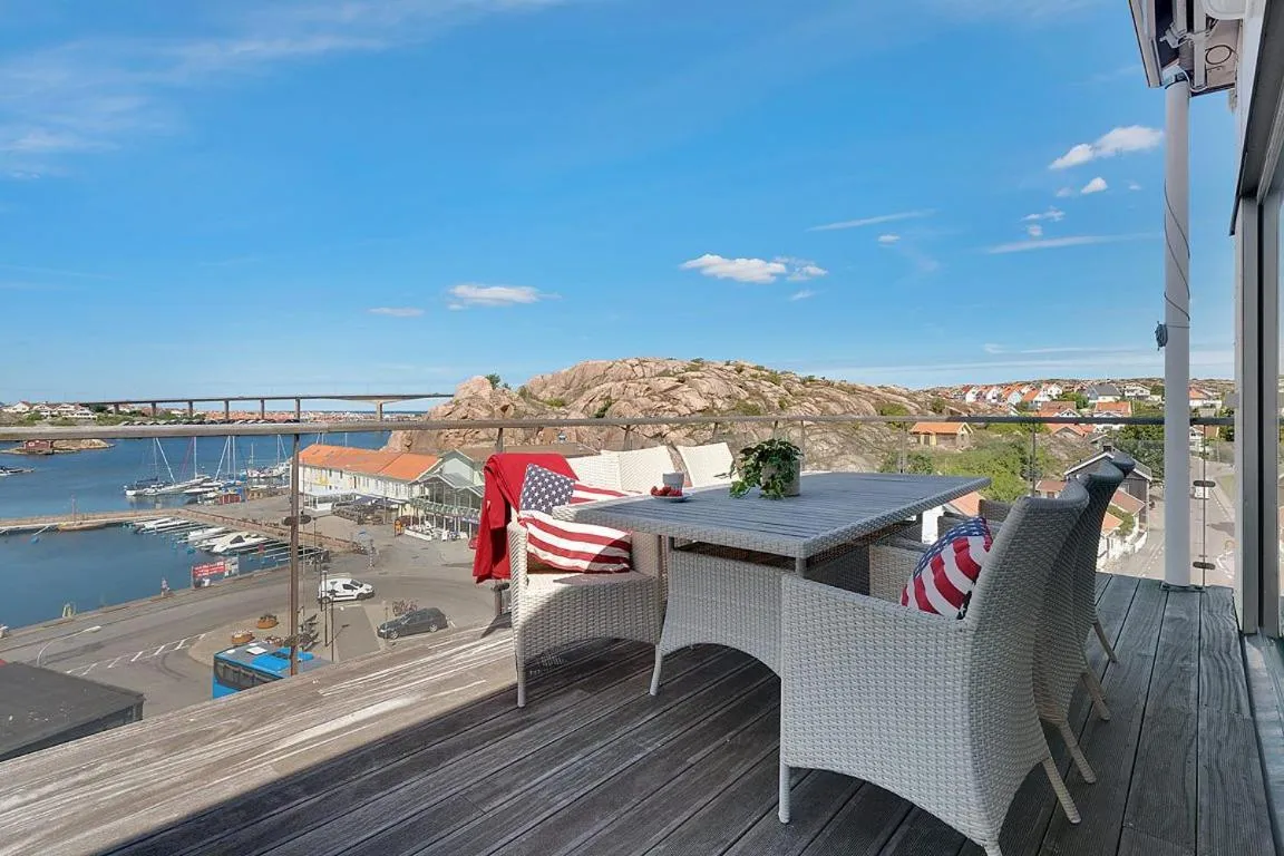 Balcony/Terrace in Hotell Kungshamn Suites