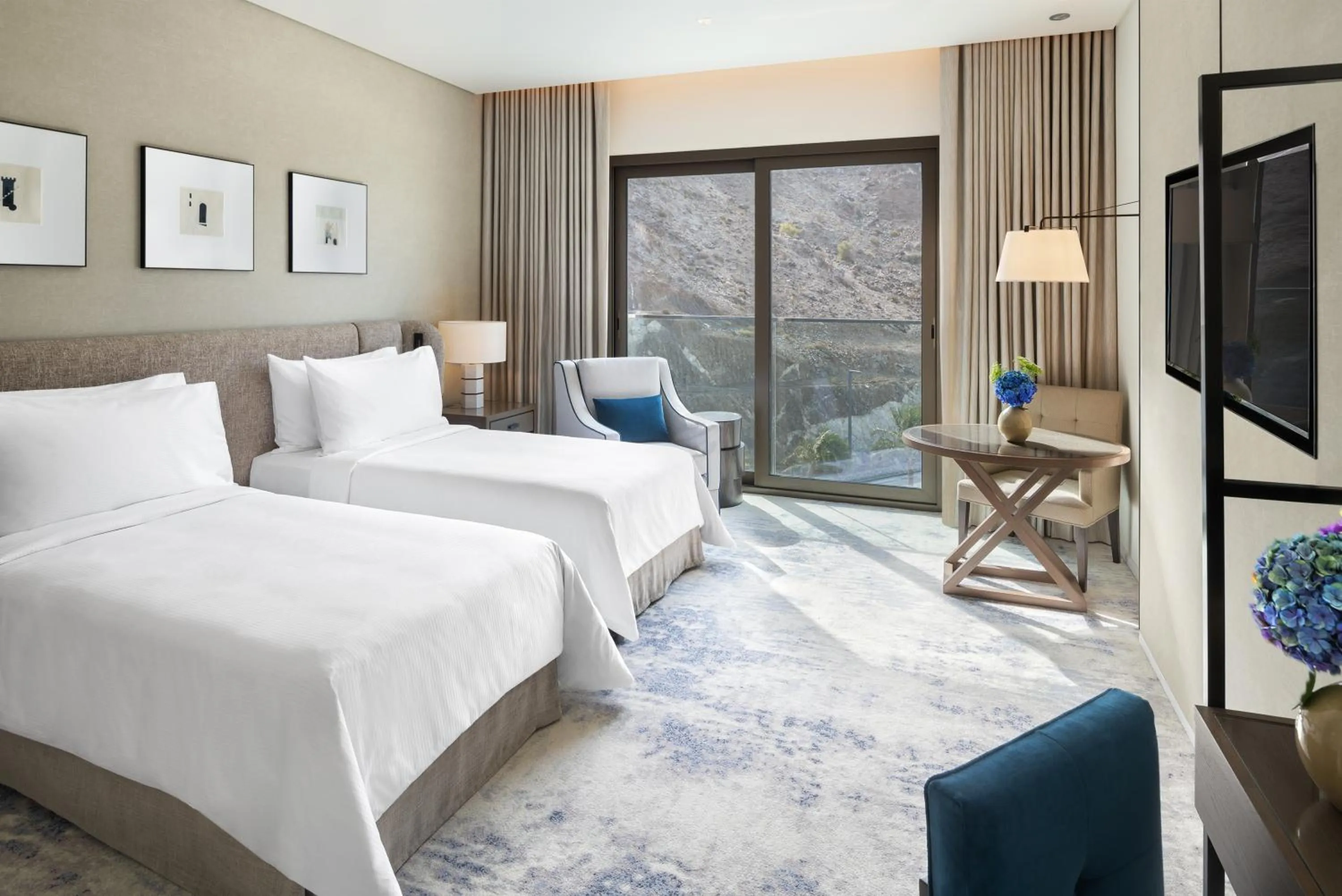 Bedroom, Bed in Address Beach Resort Fujairah