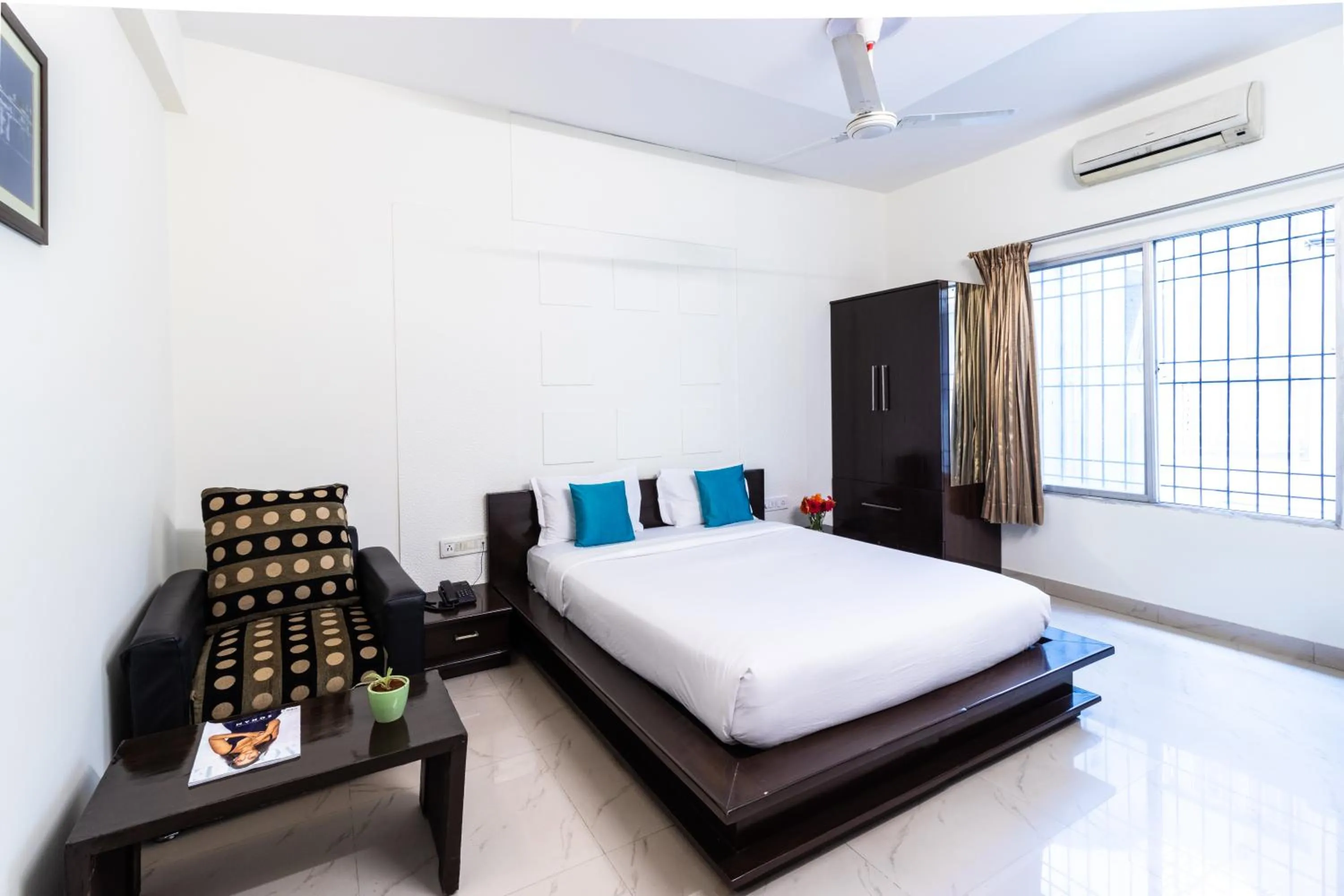 Bed in Sanctum Suites Domlur Bangalore