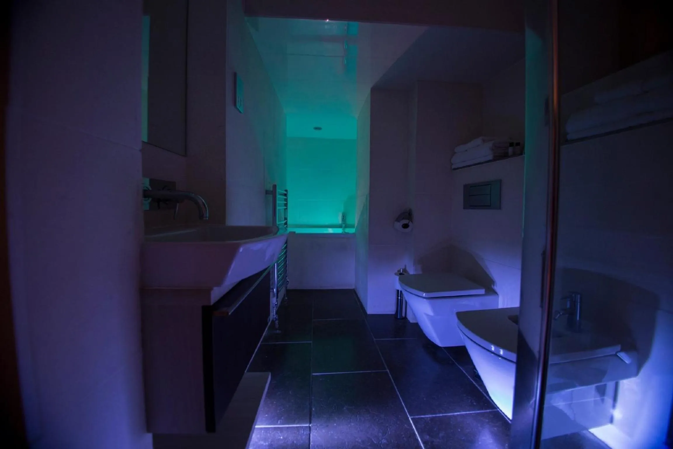 Shower in The Frenchgate Hotel