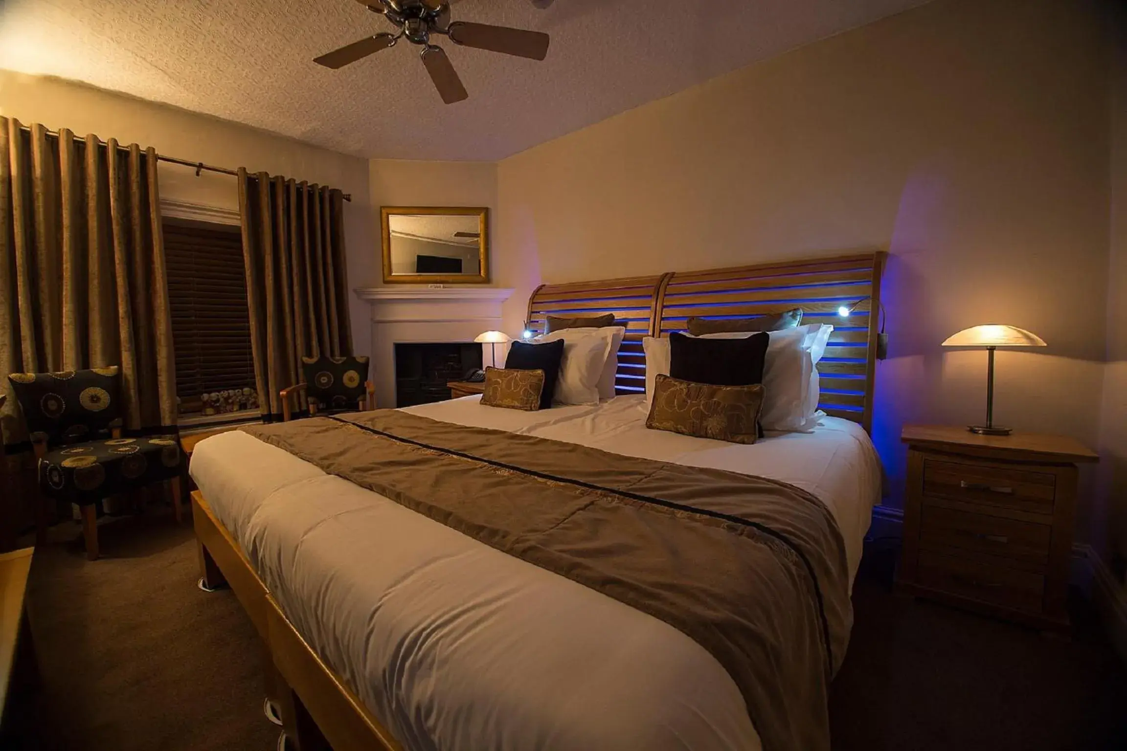 Superior Double or Twin Room in The Frenchgate Hotel Superior Double or Twin Room in The Frenchgate Hotel