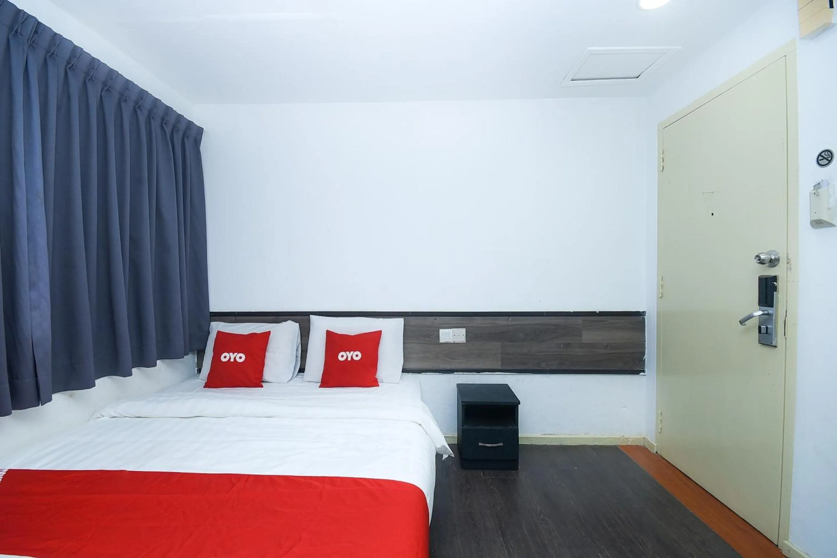 Bedroom in Hotel O River Inn