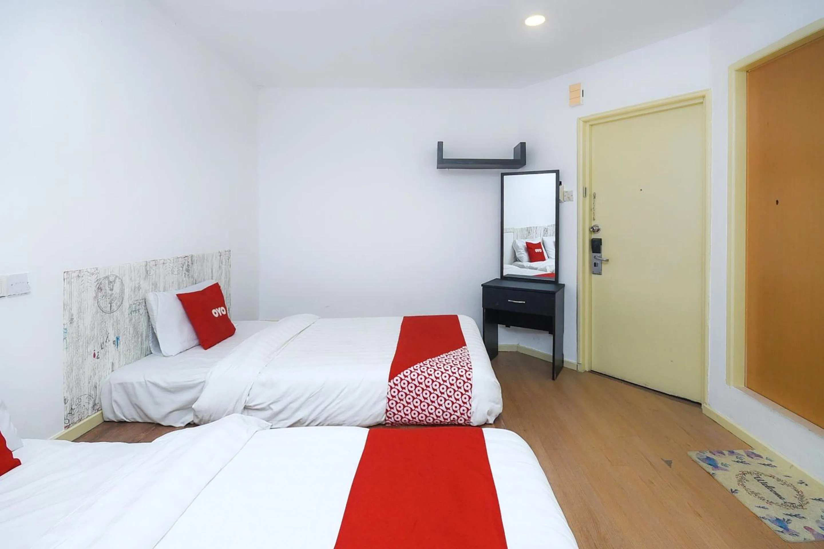 Bedroom in Hotel O River Inn