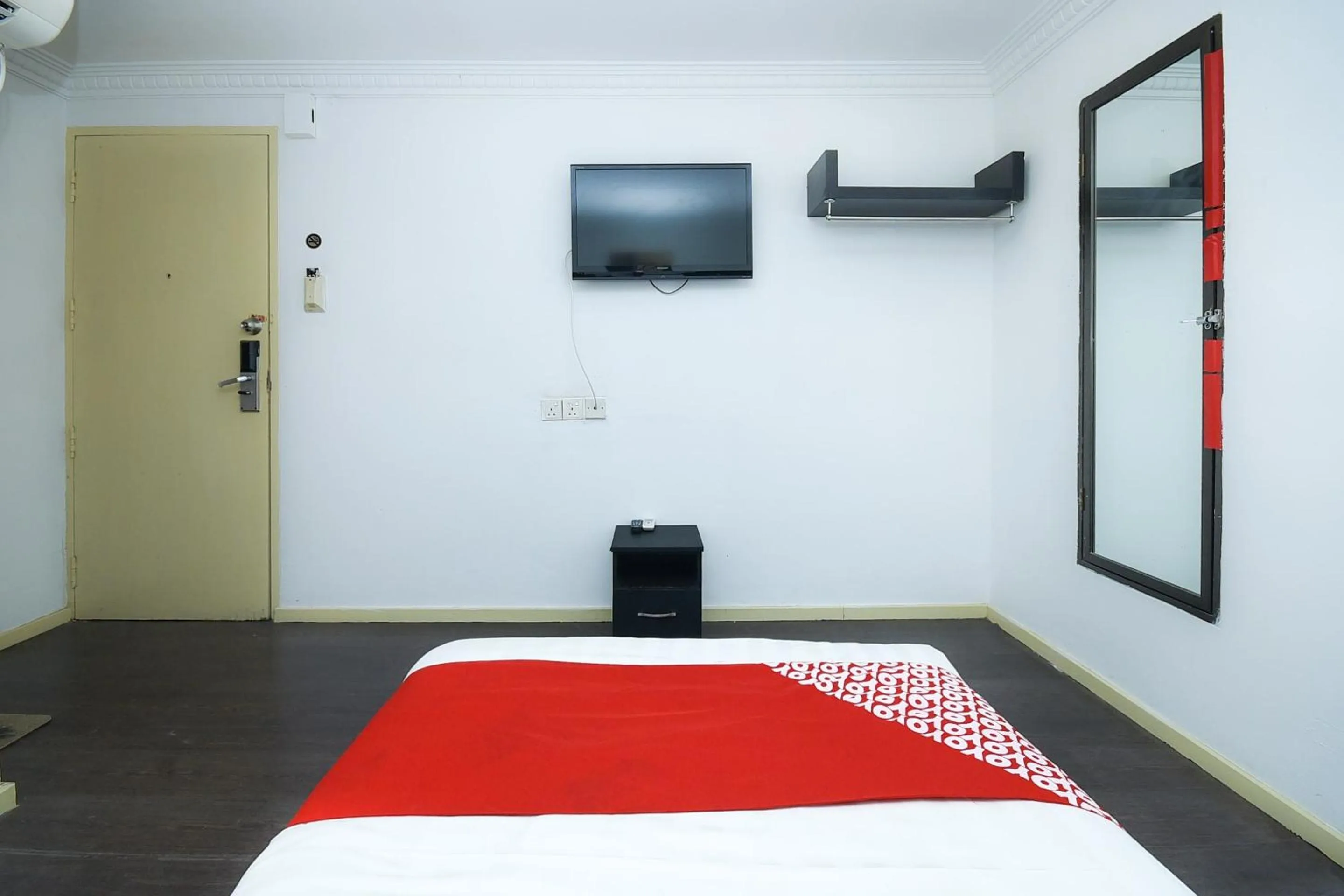 Bedroom in Hotel O River Inn