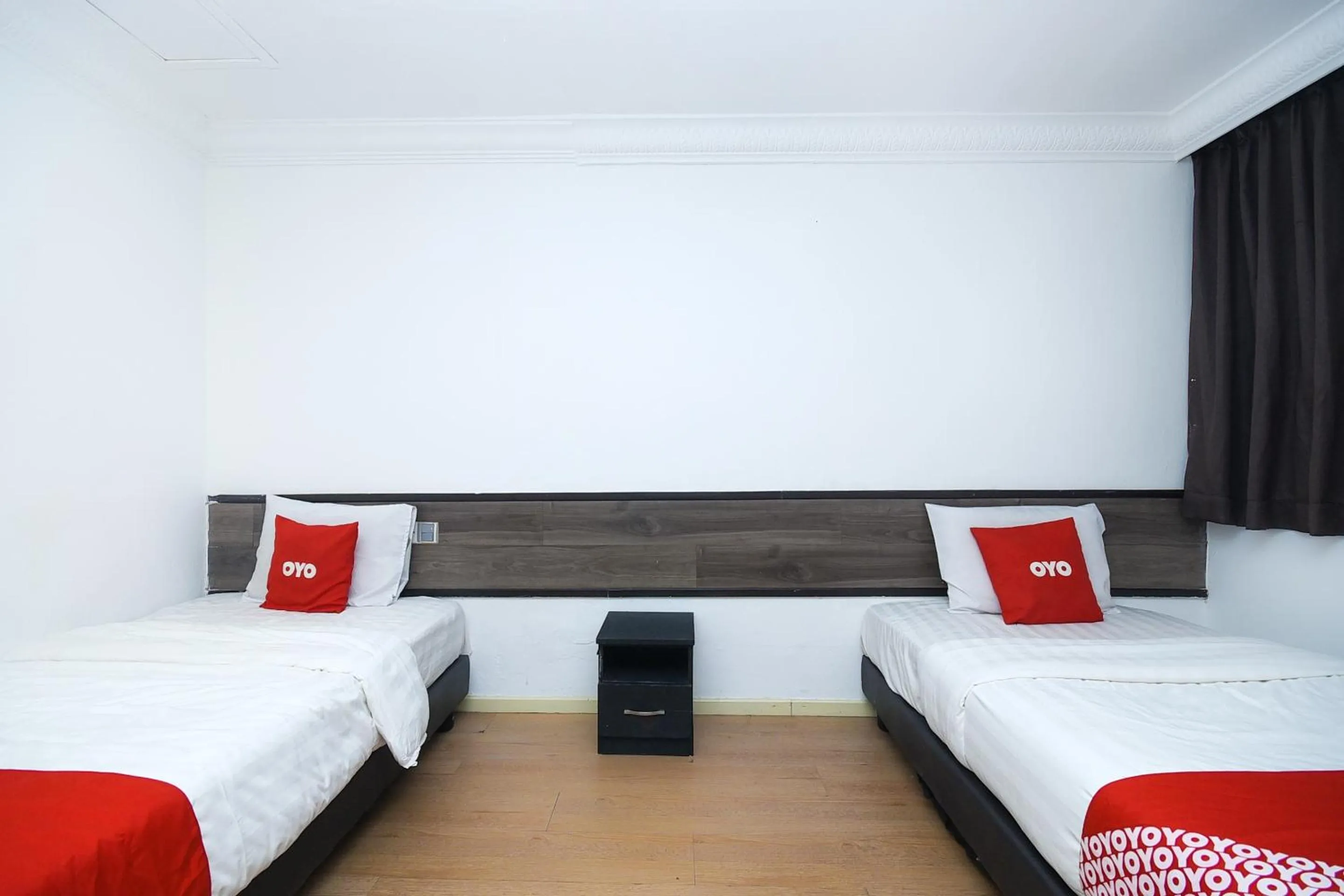 Deluxe Twin Room in Hotel O River Inn